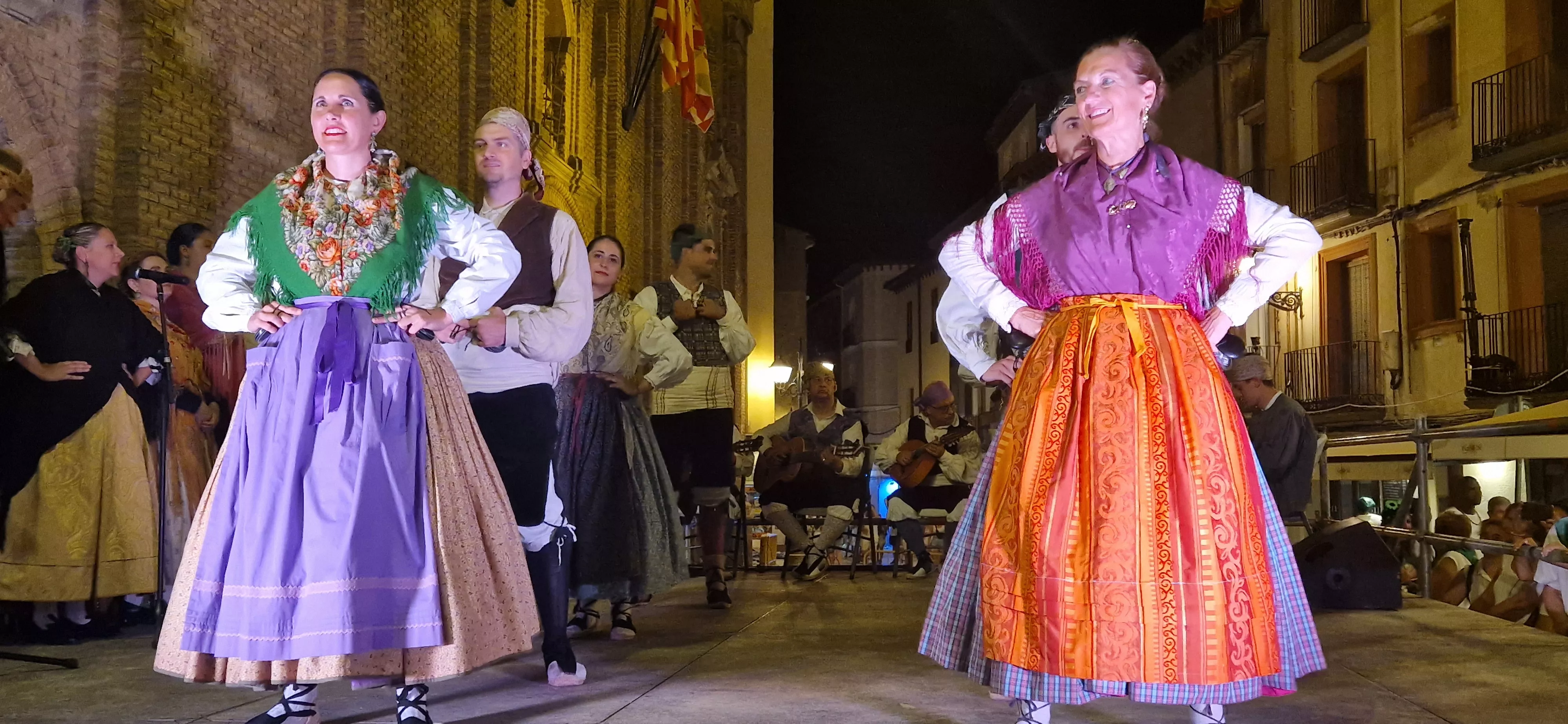 Ronda al Santo. Agrupación Folklórica Santa Cecilia. Foto Myriam Martínez