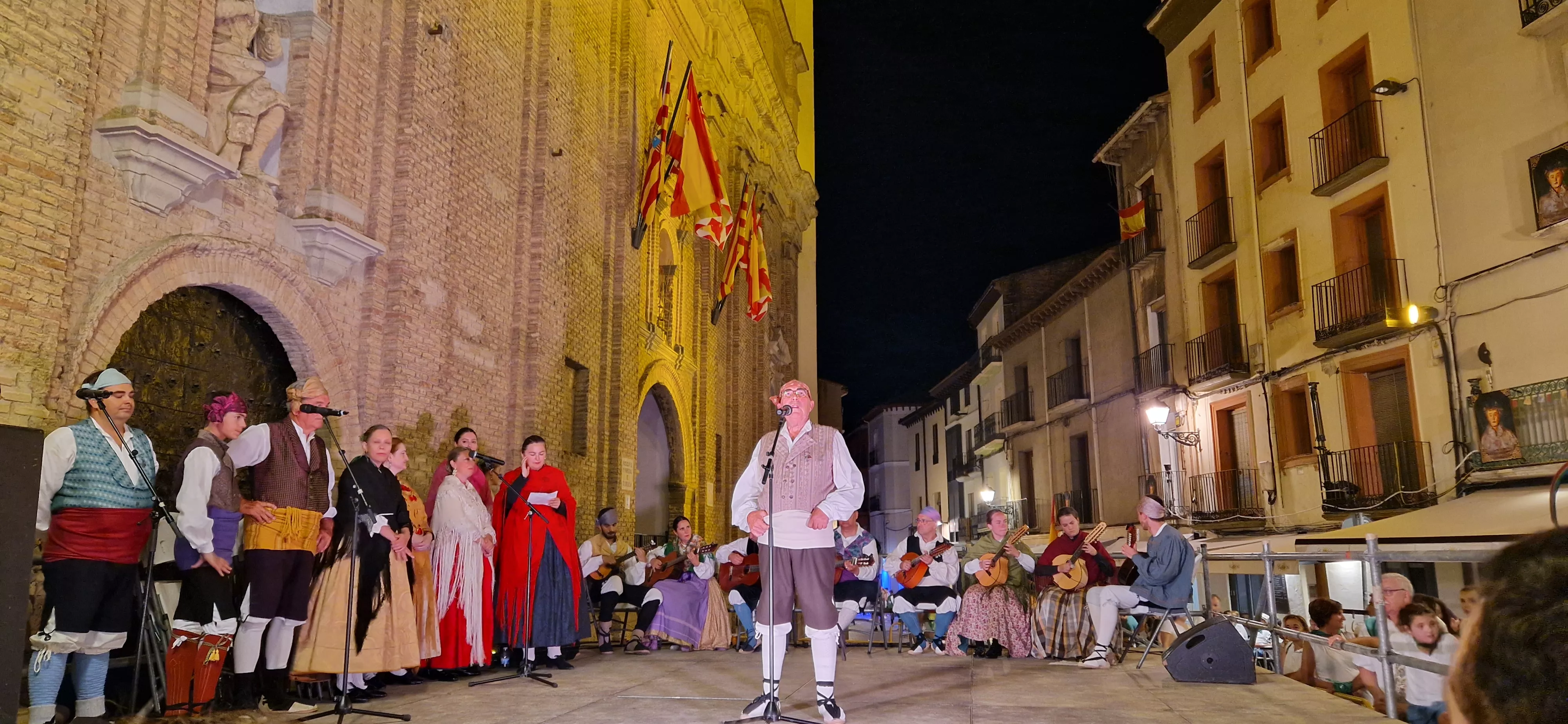 Ronda al Santo. Agrupación Folklórica Santa Cecilia. Foto Myriam Martínez