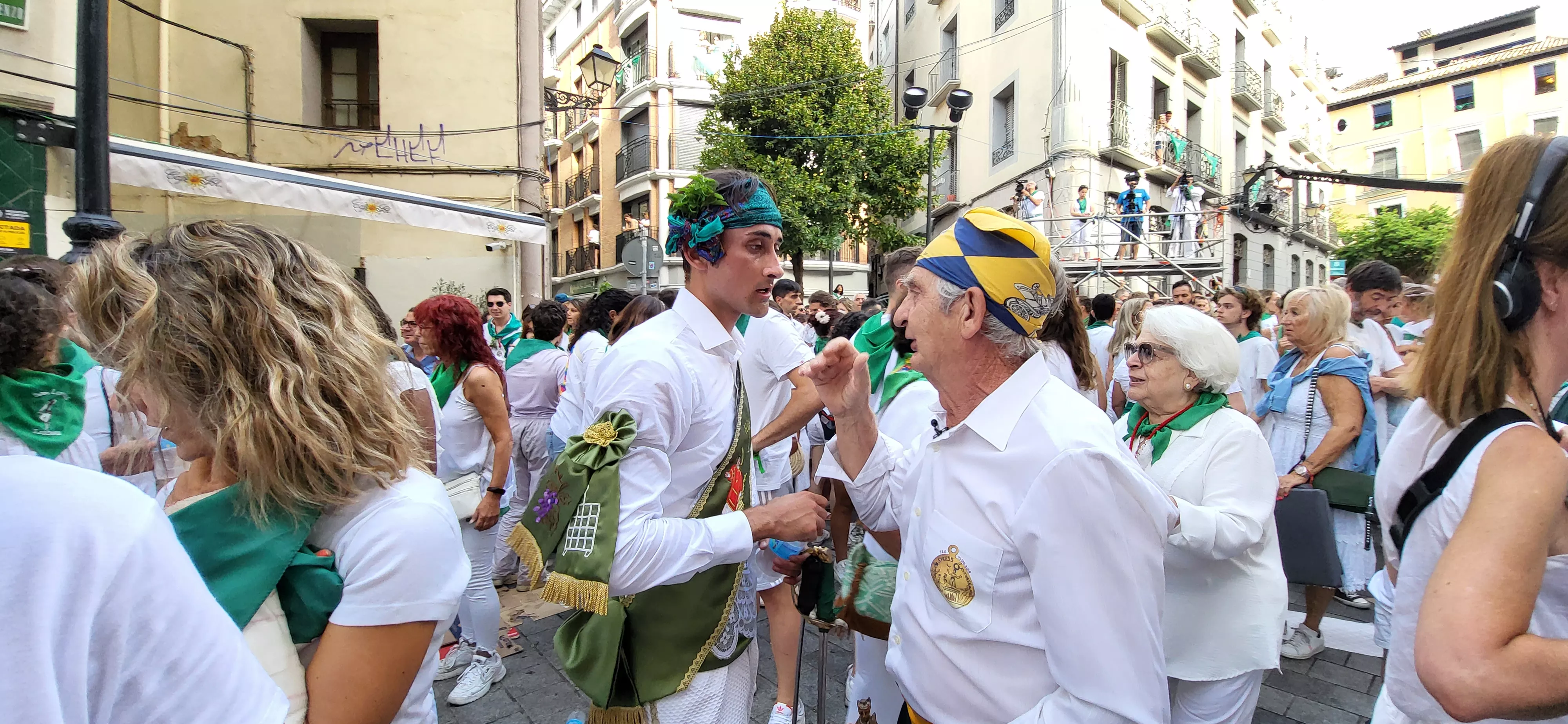 Primer baile de los Danzantes ante la basílica de San Lorenzo en 2023. Foto: Mercedes Manterola