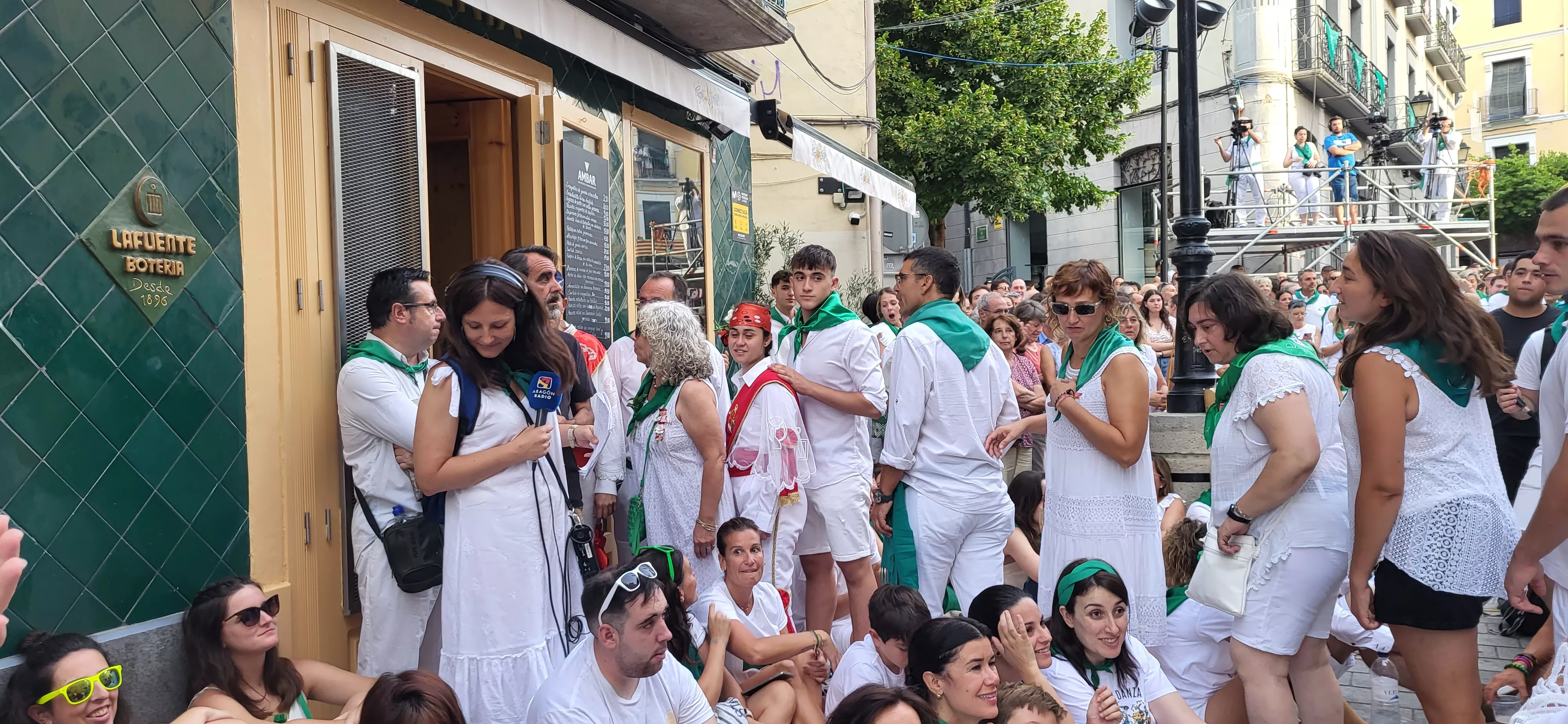 Primer baile de los Danzantes ante la basílica de San Lorenzo en 2023. Foto: Mercedes Manterola