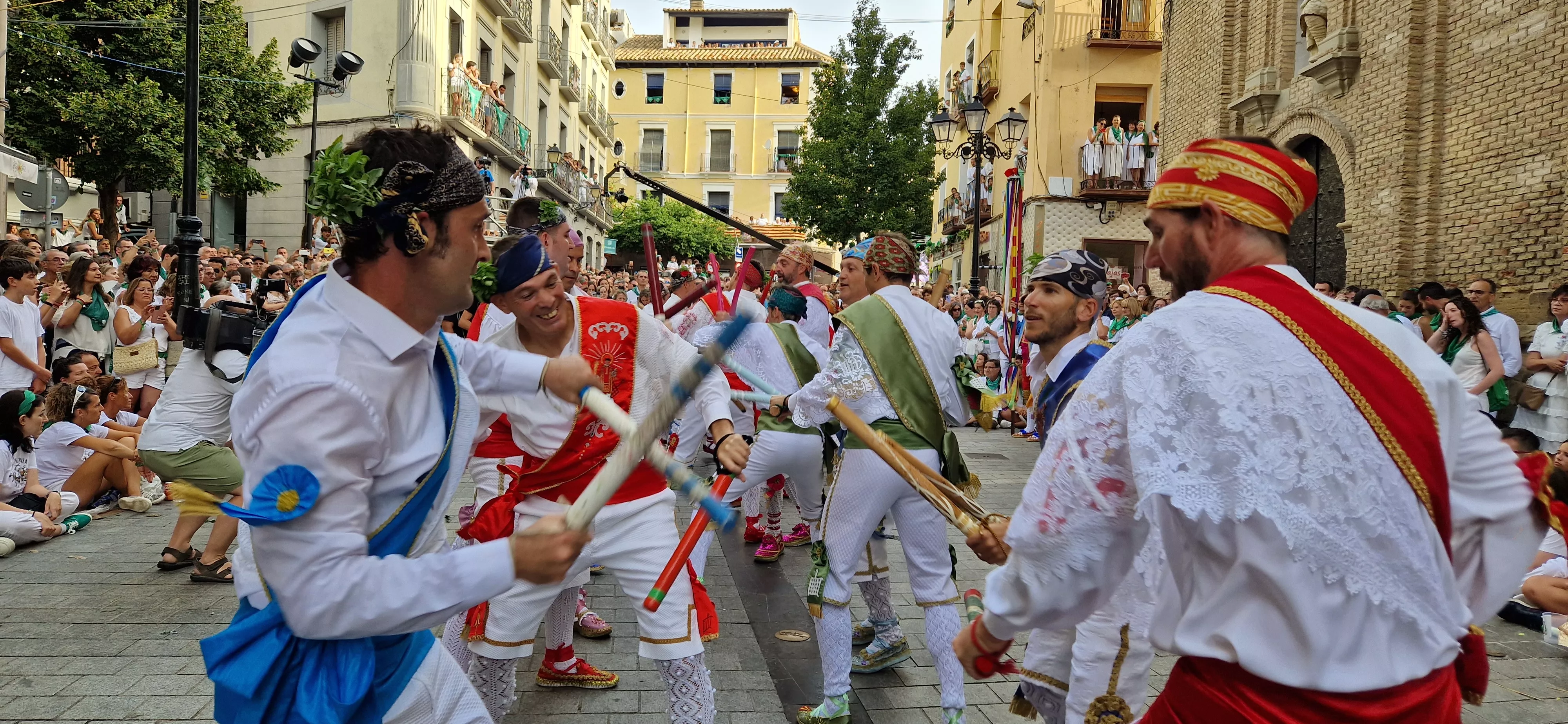Primer baile de los Danzantes ante la basílica de San Lorenzo en 2023. Foto: Myriam Martínez