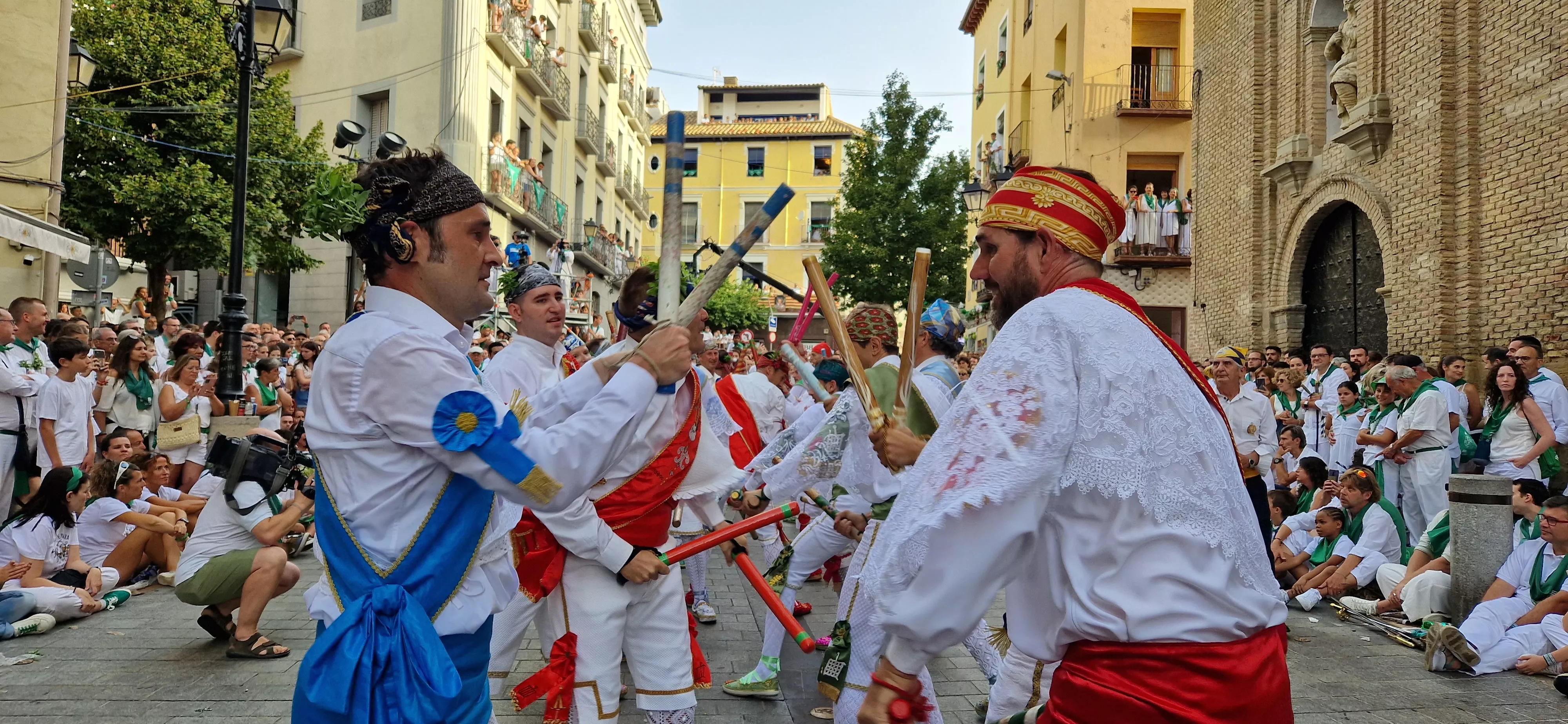 Primer baile de los Danzantes ante la basílica de San Lorenzo en 2023. Foto: Myriam Martínez