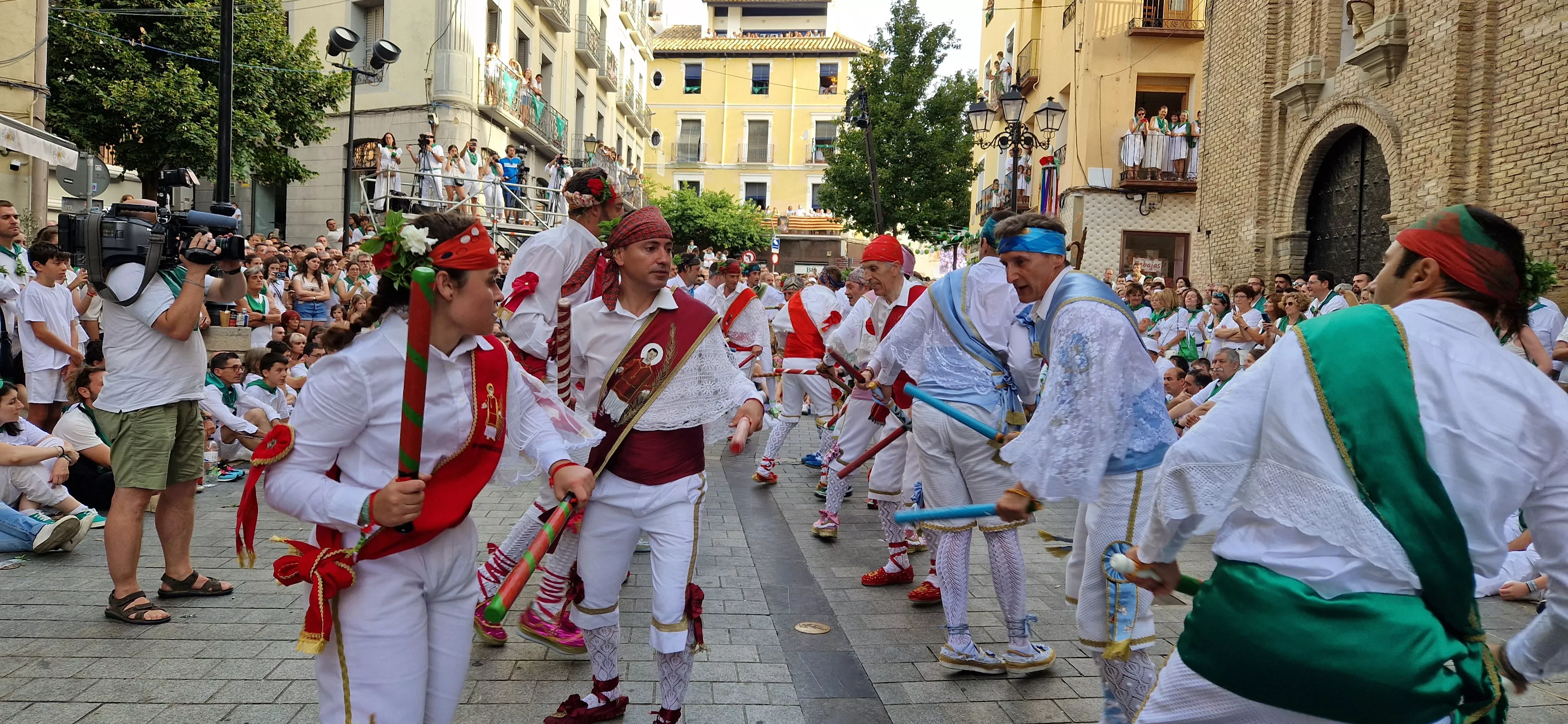 Primer baile de los Danzantes ante la basílica de San Lorenzo en 2023. Foto: Myriam Martínez