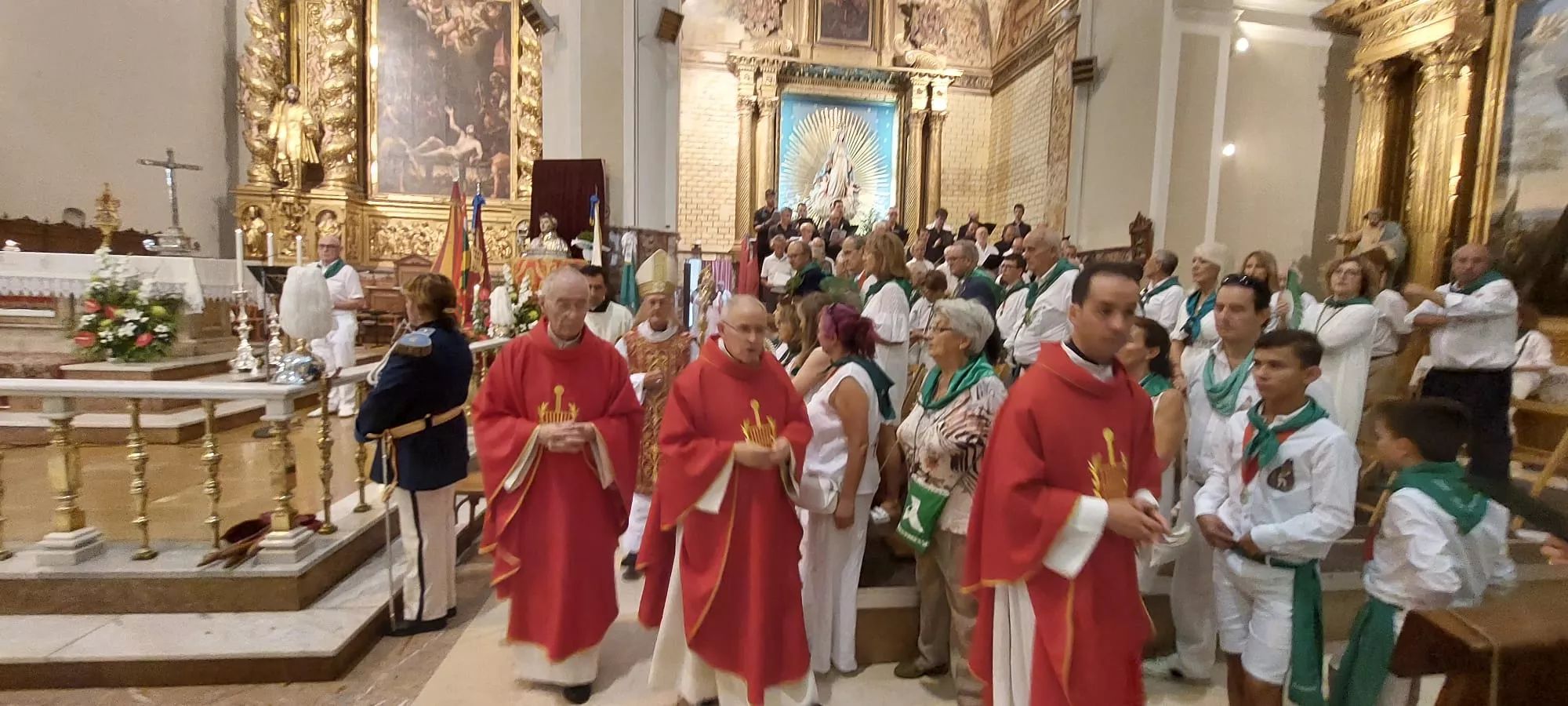 Misa de Pontifical por San Lorenzo en la Basílica de Huesca