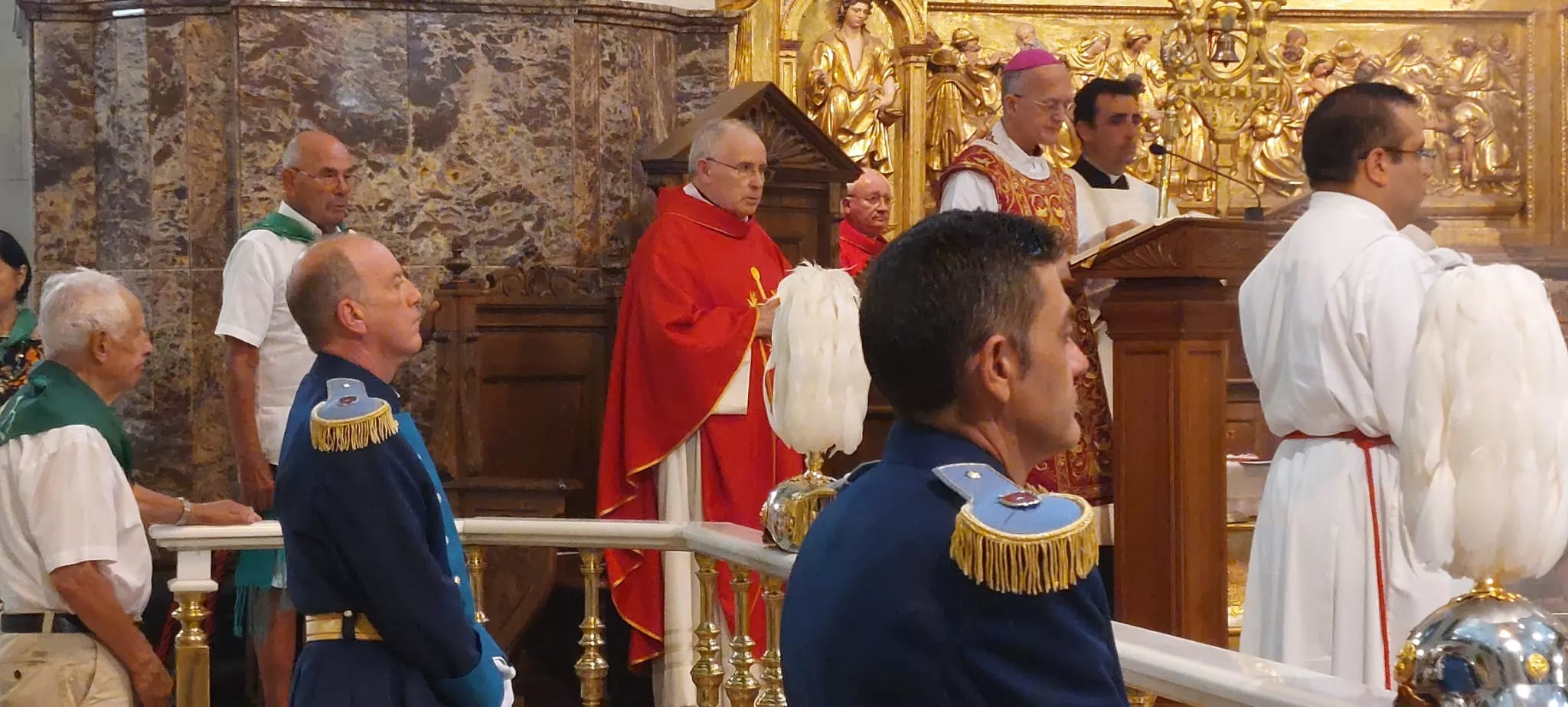 Misa de Pontifical por San Lorenzo en la Basílica de Huesca