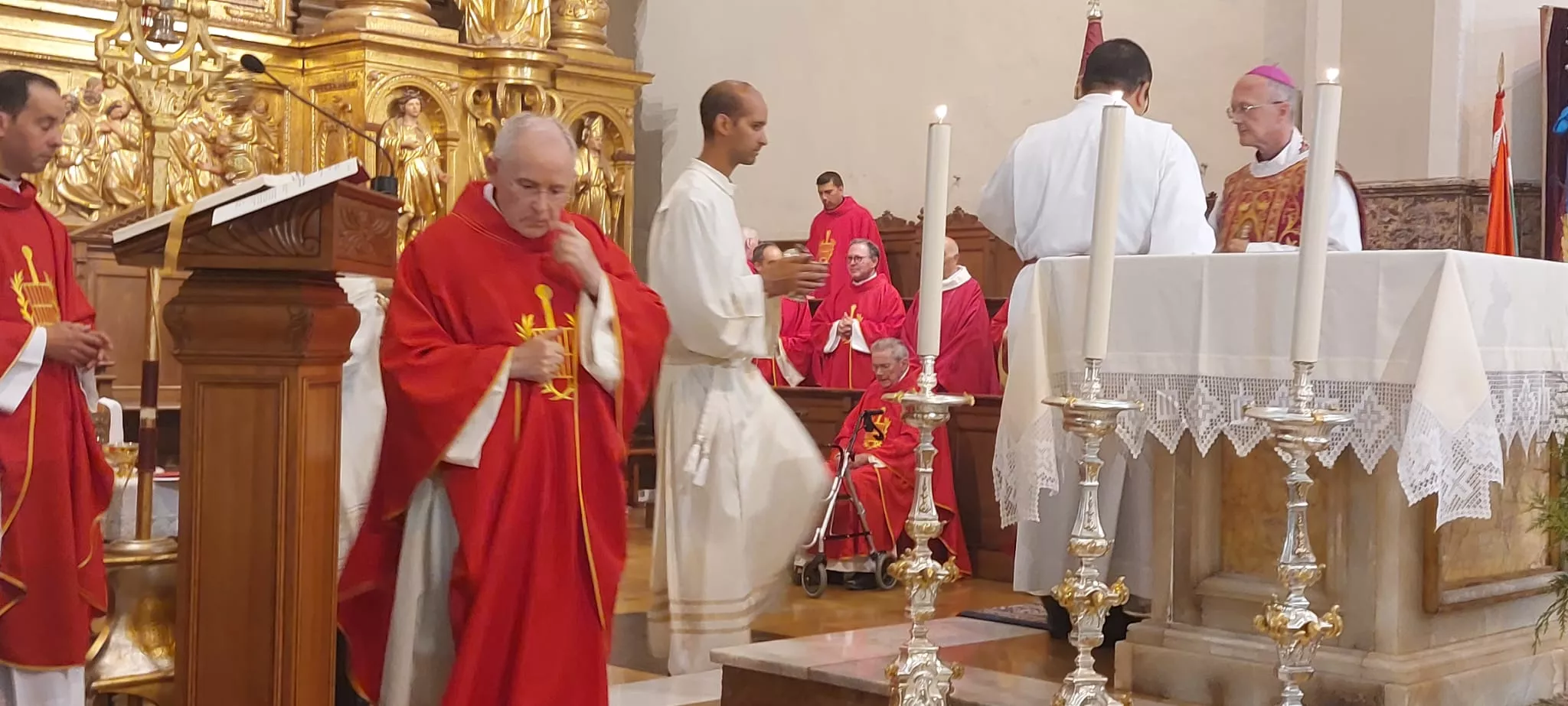 Misa de Pontifical por San Lorenzo en la Basílica de Huesca