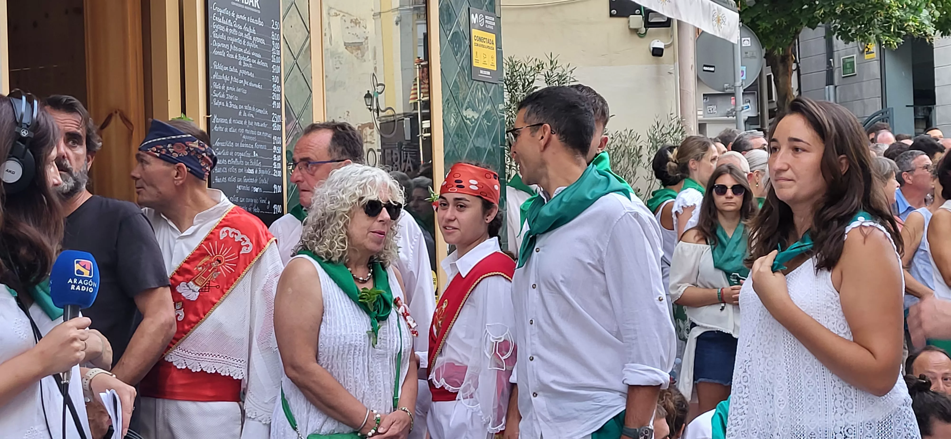 Primer baile de los Danzantes ante la basílica de San Lorenzo en 2023. Foto: Mercedes Manterola