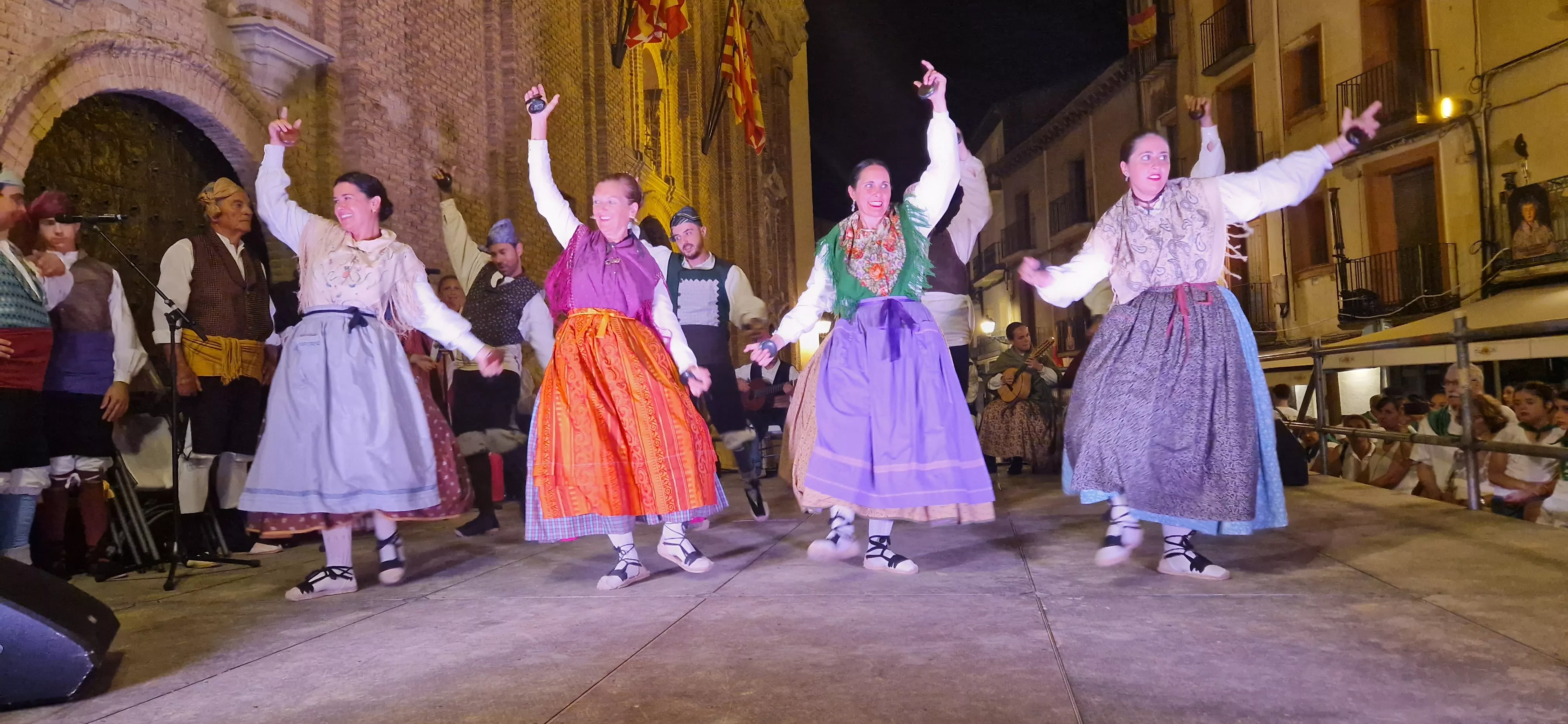 Ronda al Santo. Agrupación Folklórica Santa Cecilia. Foto Myriam Martínez