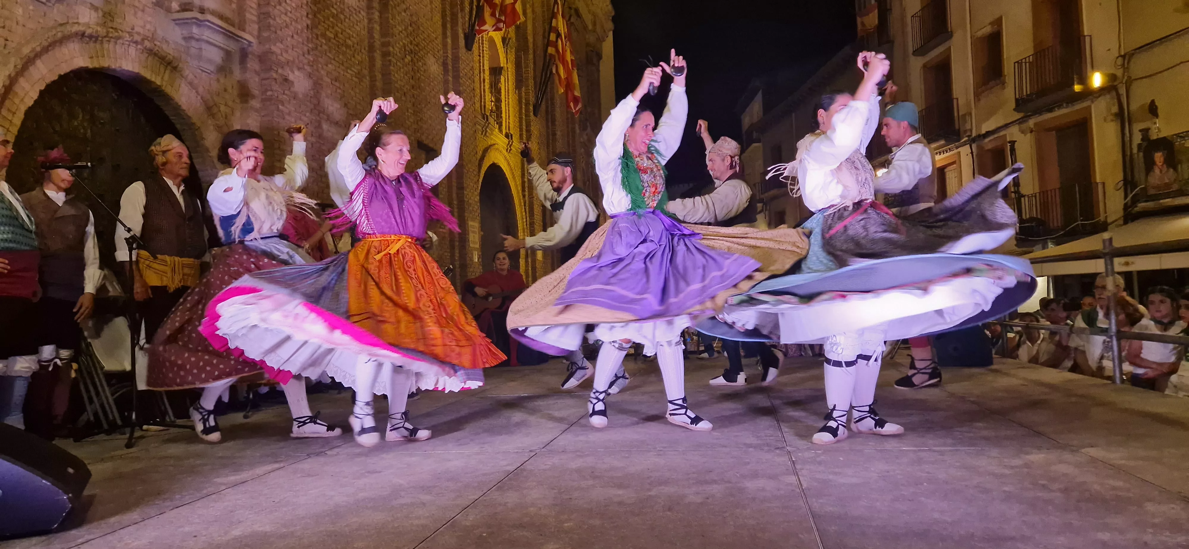 Ronda al Santo. Agrupación Folklórica Santa Cecilia. Foto Myriam Martínez