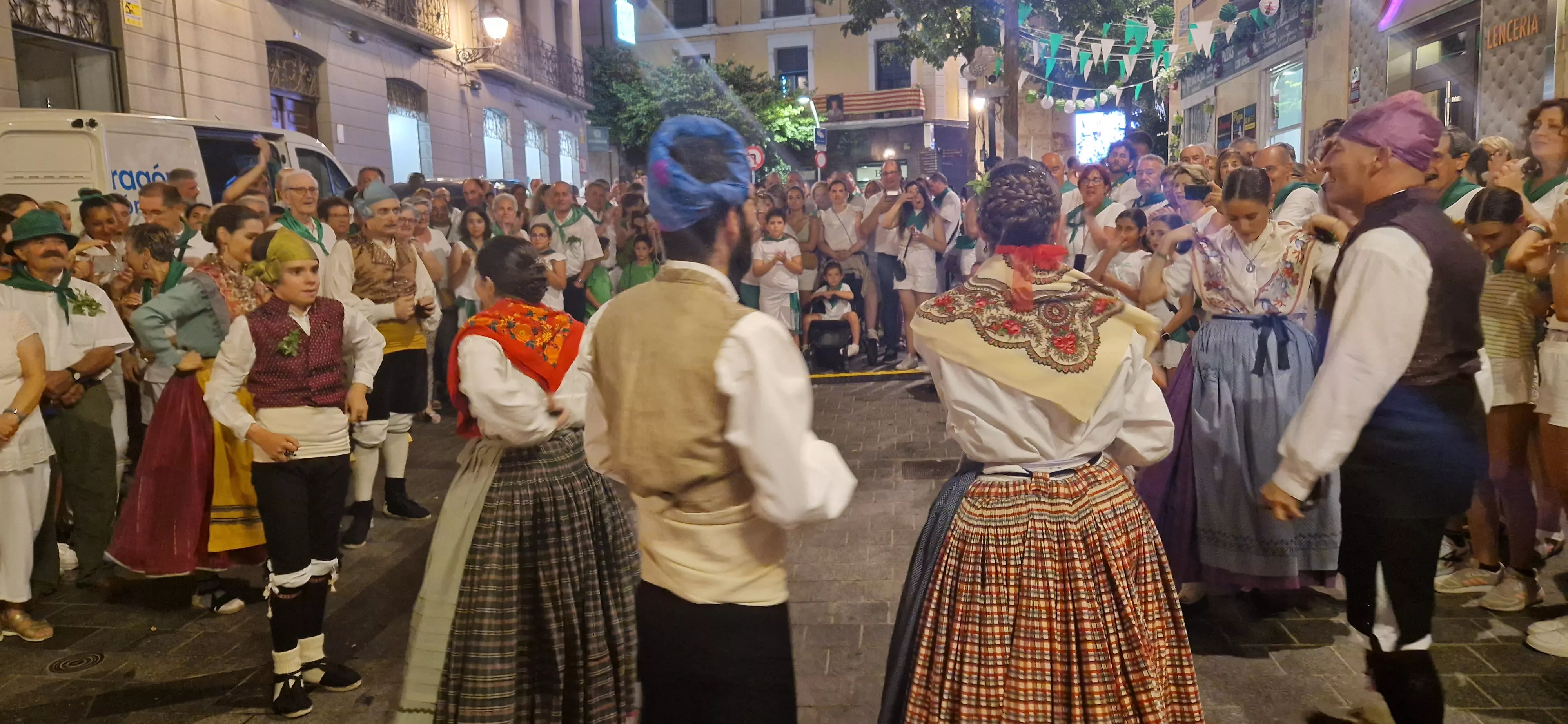 Ronda al Santo. Agrupación Folklórica Santa Cecilia. Foto Myriam Martínez