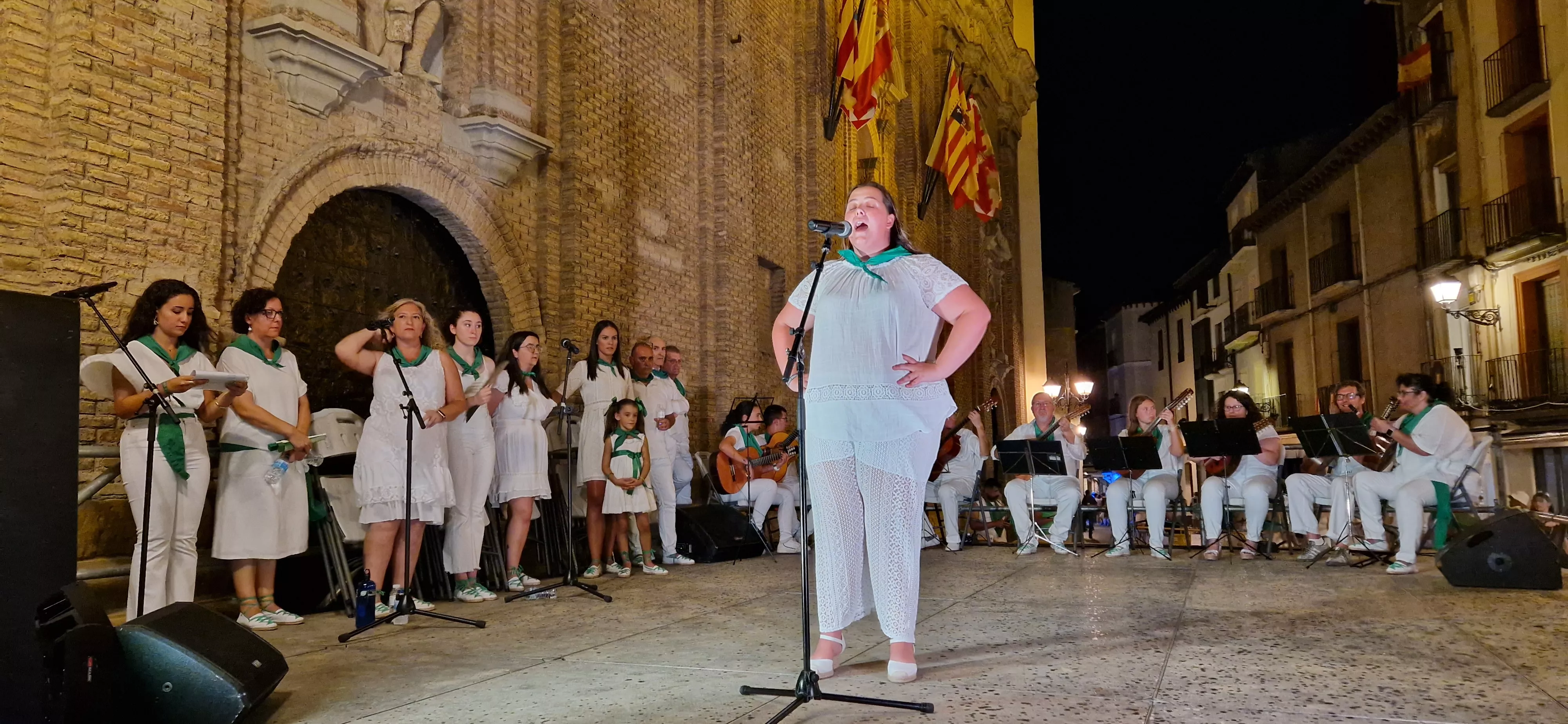 Ronda al Santo. Estirpe de Aragonia. Foto Myriam Martínez
