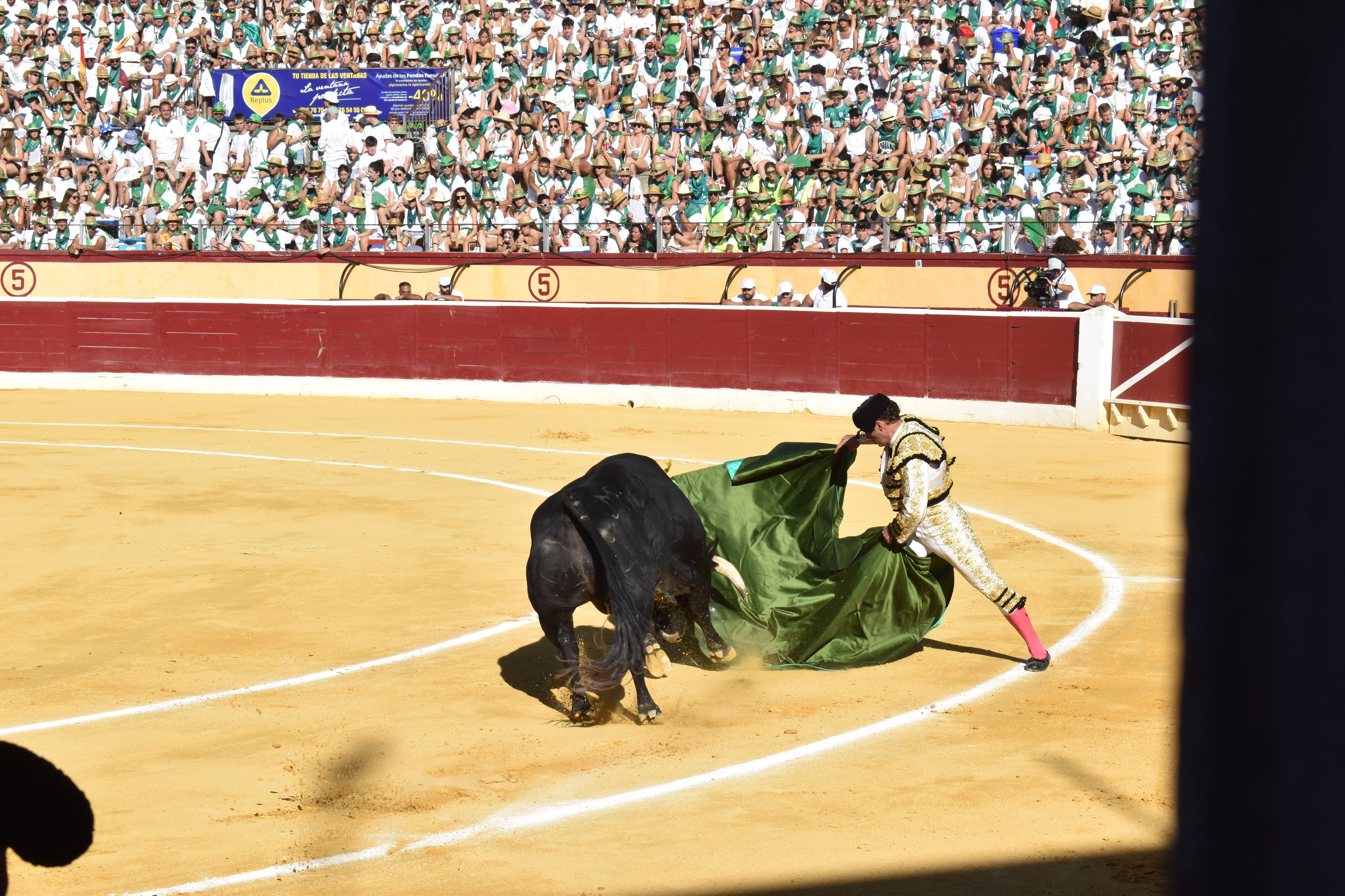 Primera corrida de toros de la Feria de La Albahaca. Foto: Carlos Jalle