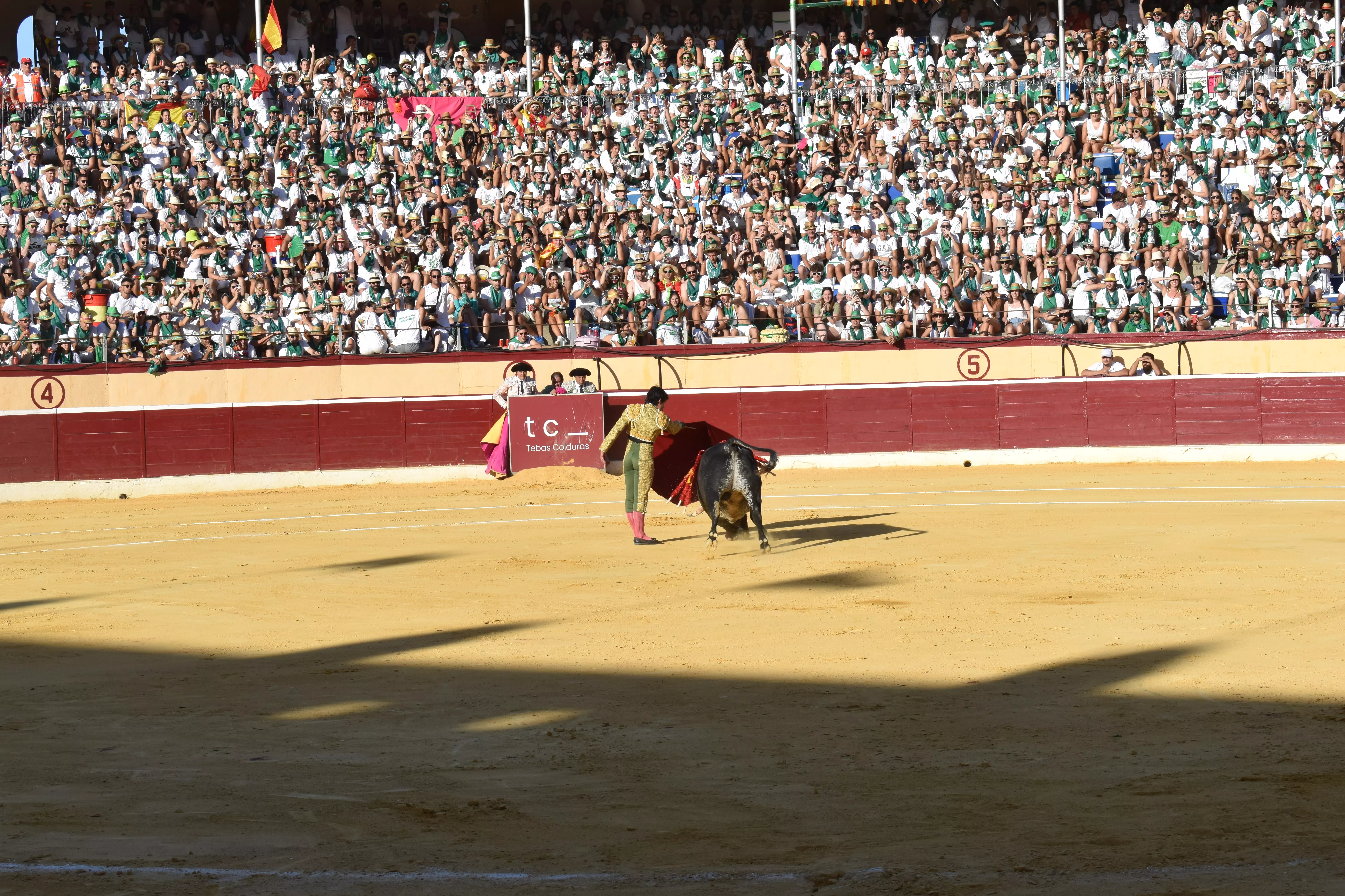 Primera corrida de toros de la Feria de La Albahaca. Foto: Carlos Jalle
