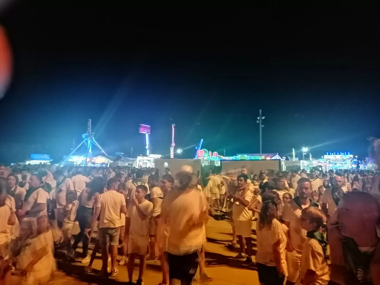 El público, esperando a Lola Índigo.