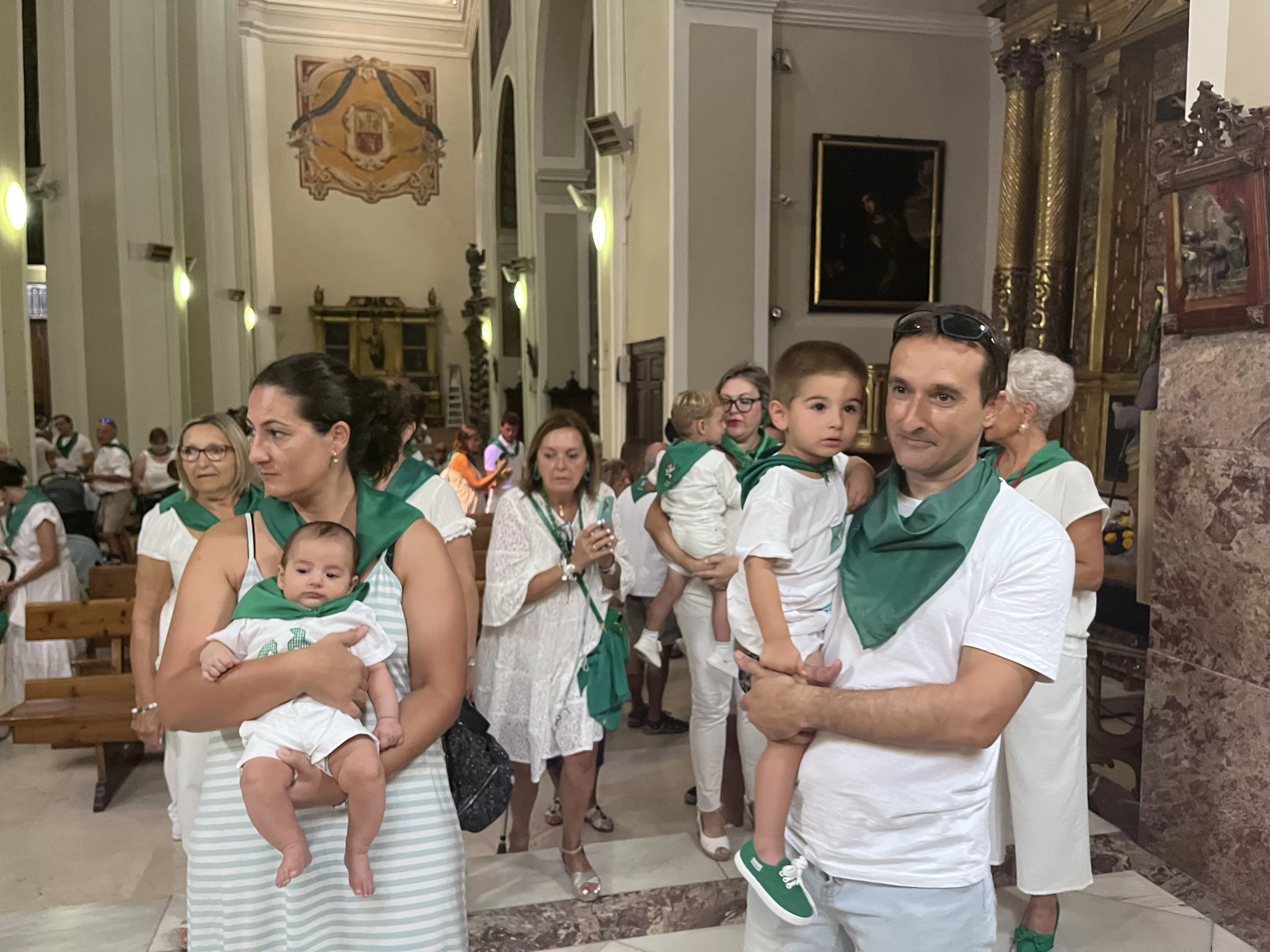 Presentación de niños y niñas a San Lorenzo. Foto: Mercedes Manterola