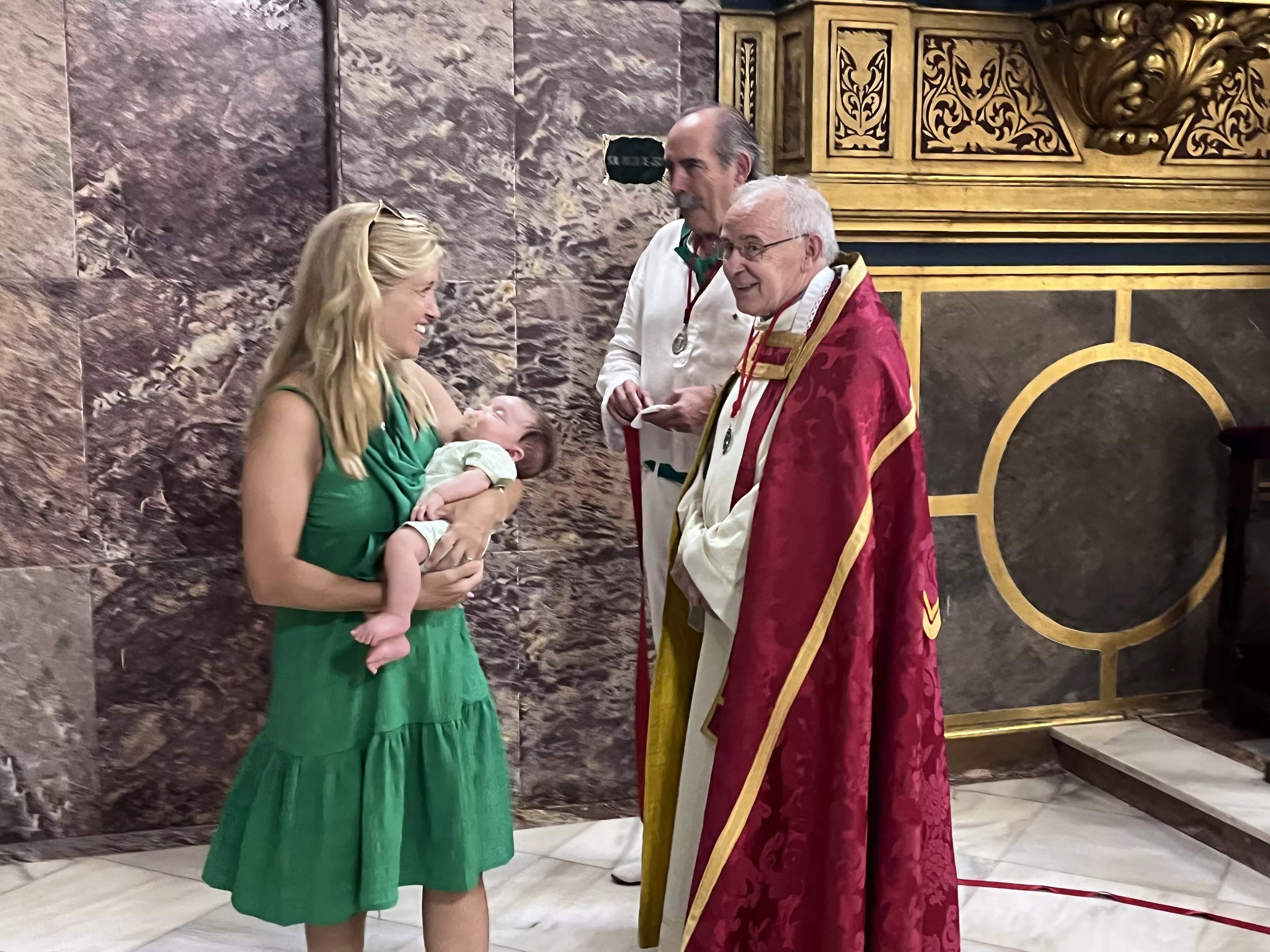 Presentación de niños y niñas a San Lorenzo. Foto: Mercedes Manterola