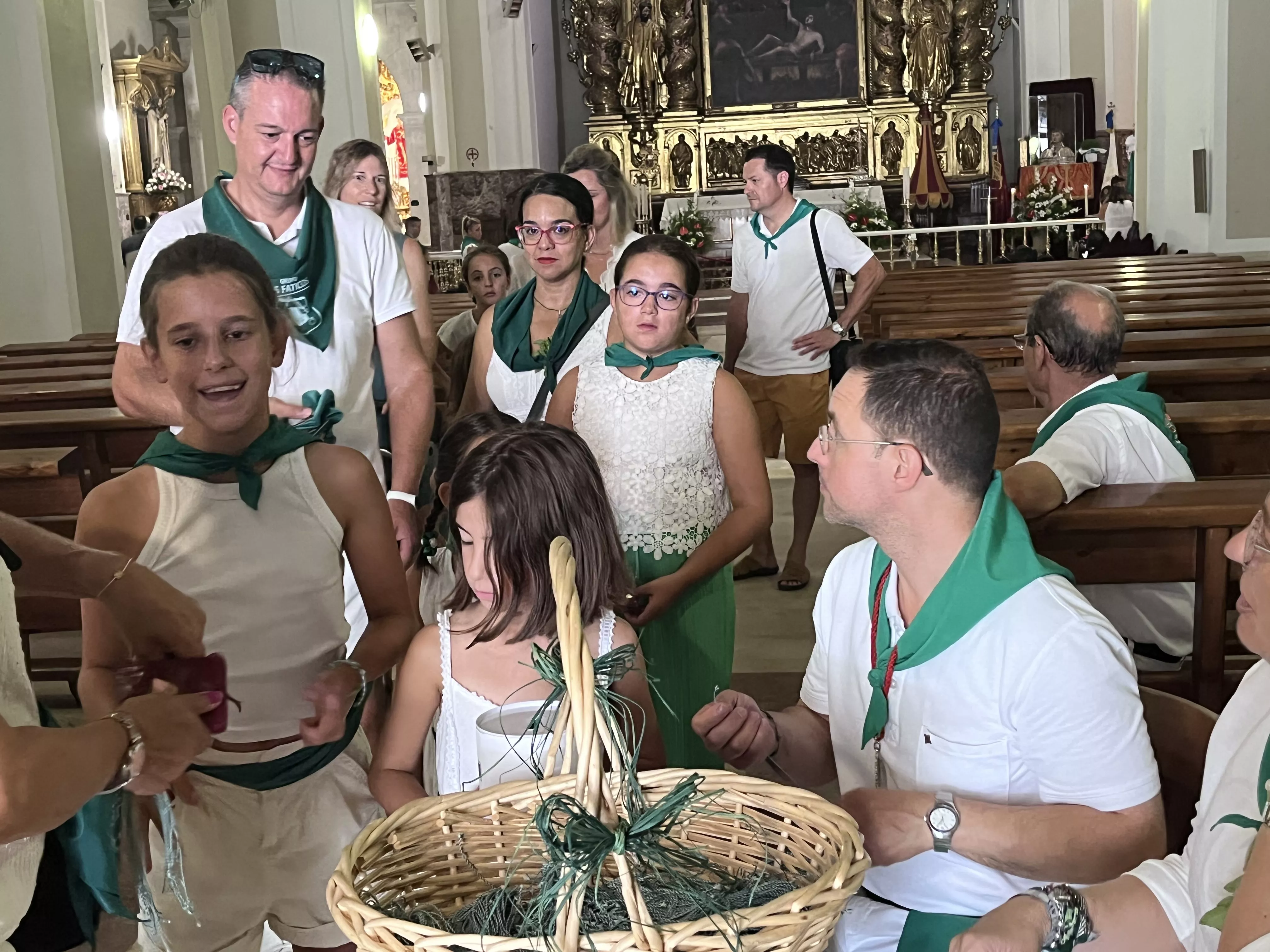 Presentación de niños y niñas a San Lorenzo. Foto: Mercedes Manterola