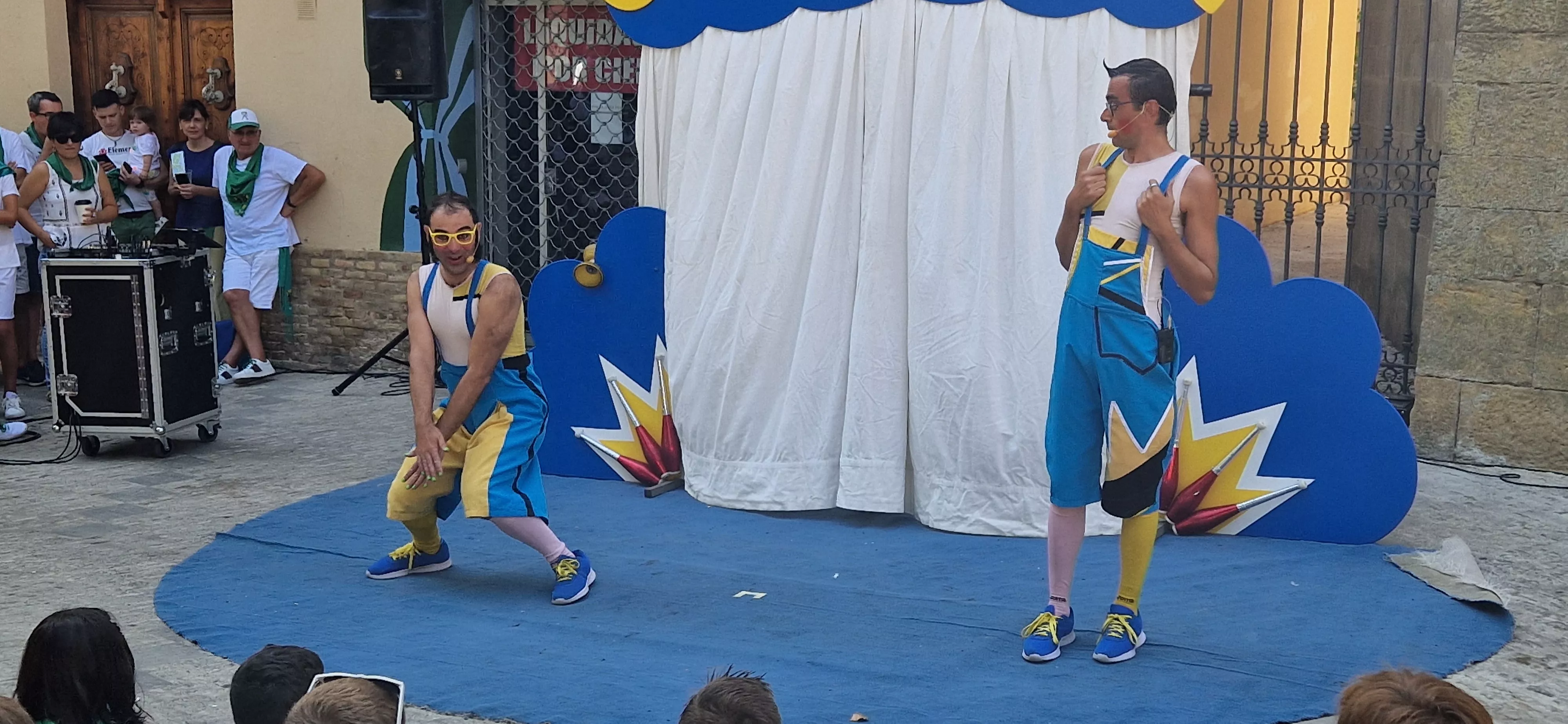 Circo La Raspa, en la plaza de San Pedro. Foto Myriam Martínez