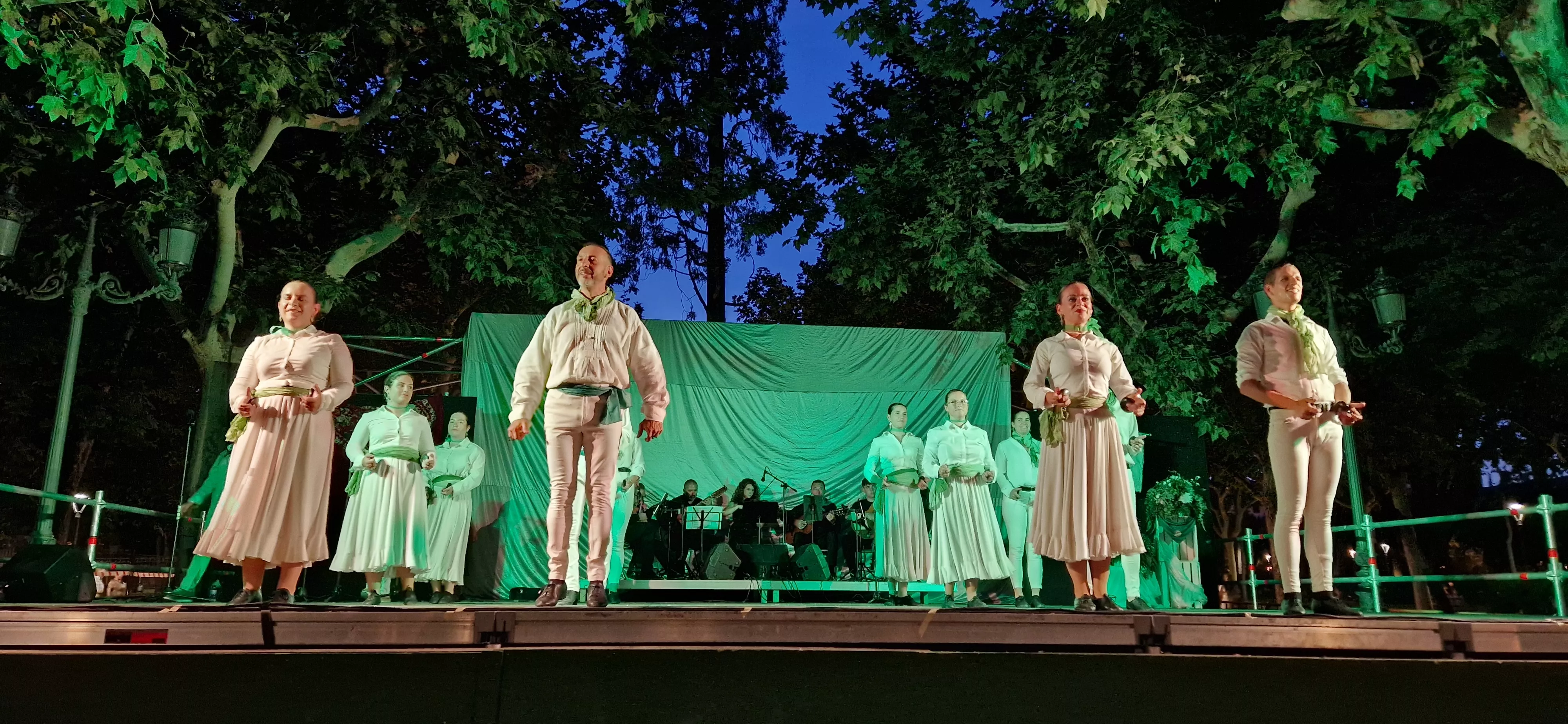 Actuación del grupo San Lorenzo. Foto Myriam Martínez