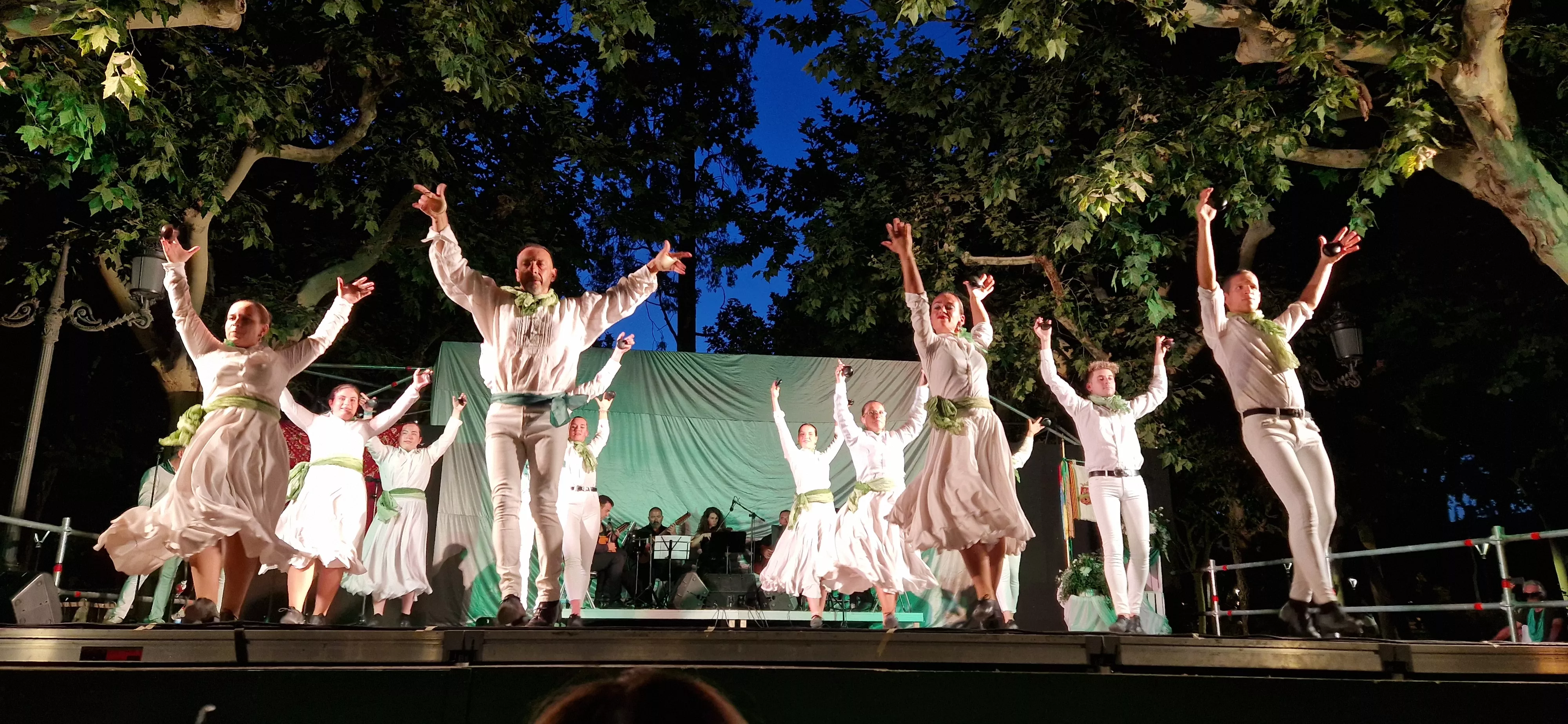 Actuación del grupo San Lorenzo. Foto Myriam Martínez Actuación del grupo San Lorenzo. Foto Myriam Martínez