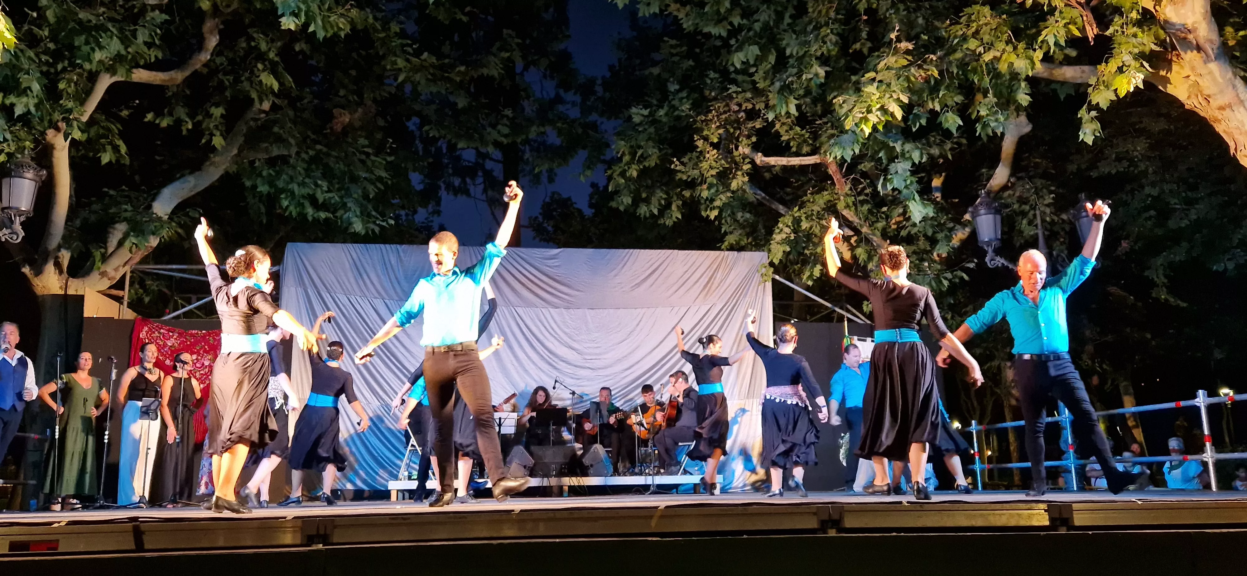 Actuación del grupo San Lorenzo. Foto Myriam Martínez