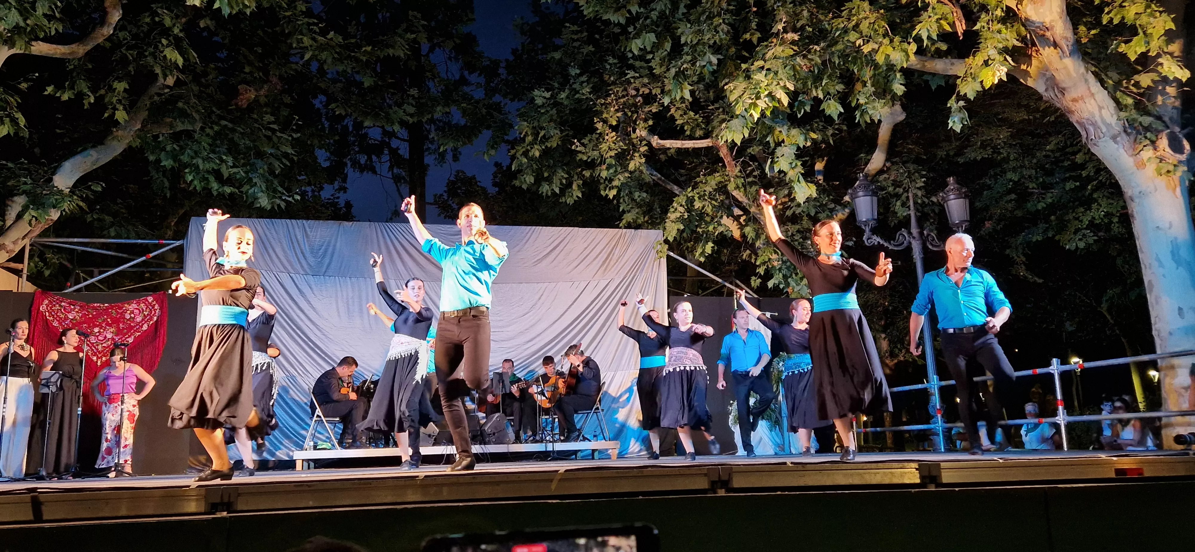 Actuación del grupo San Lorenzo. Foto Myriam Martínez