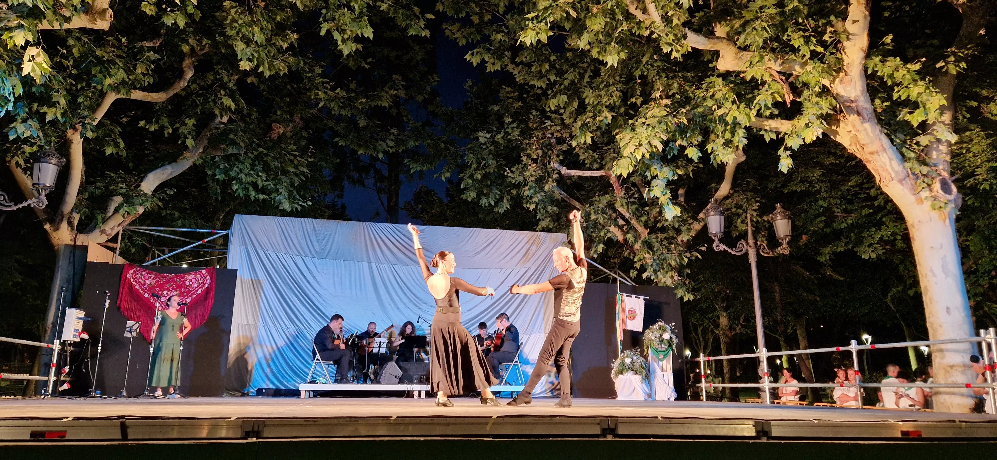 Actuación del grupo San Lorenzo. Foto Myriam Martínez