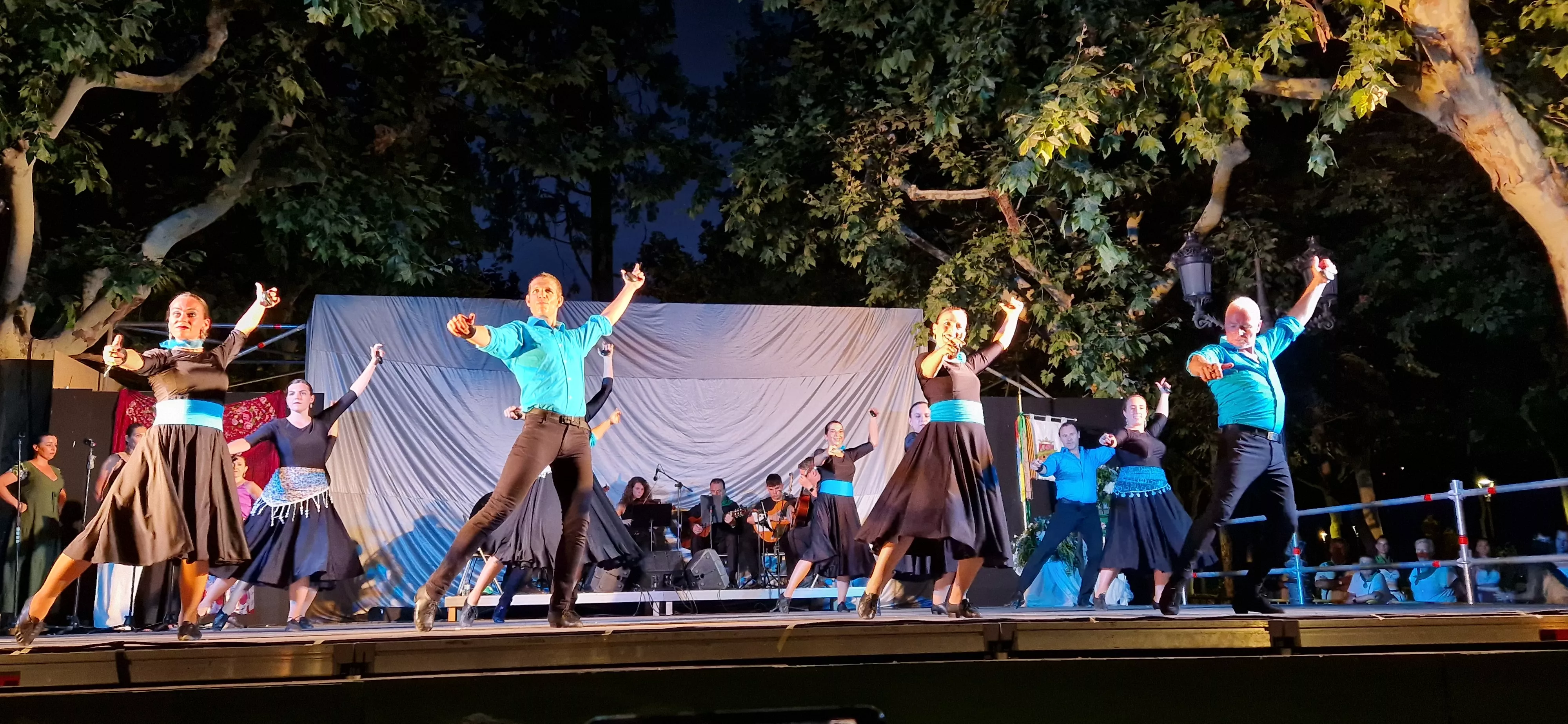 Actuación del grupo San Lorenzo. Foto Myriam Martínez