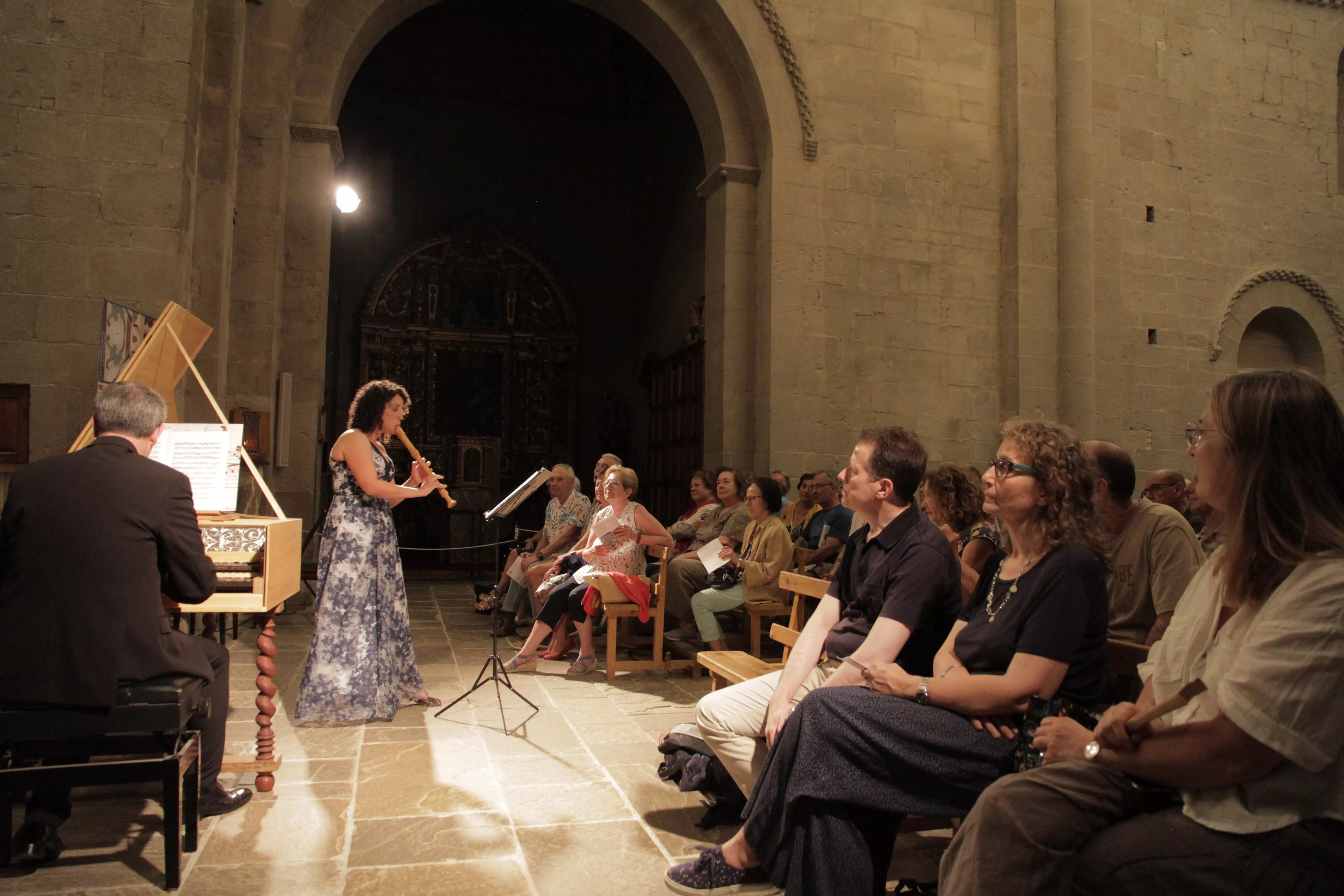 Tamar Lalo, en Santa Cruz de la Serós acompañada por Alfonso Sebastián