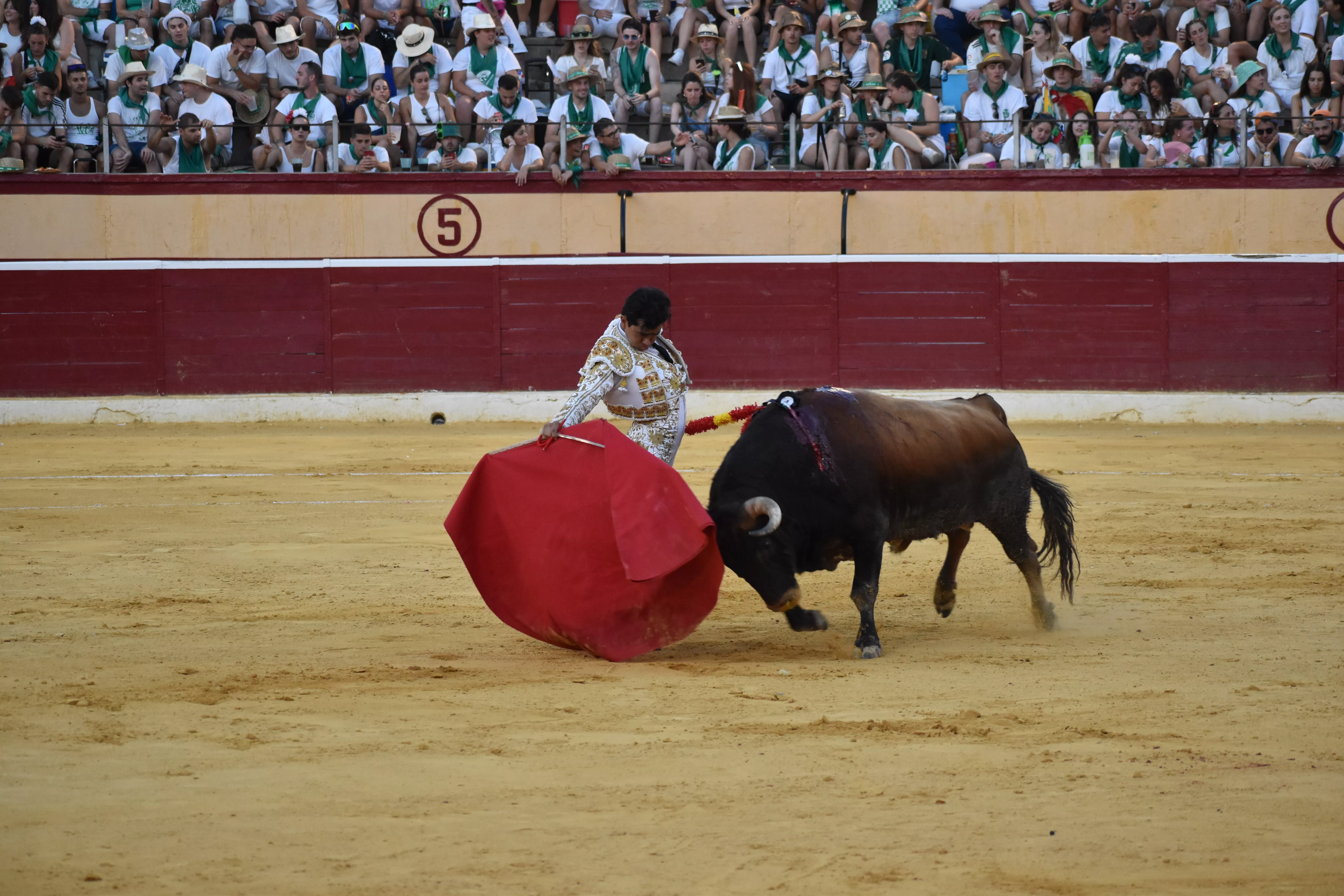 Joselito Adame, en la tercera corrida de la Feria, ha sido el nombre propio junto a Alejandro Talavante. Foto: Carlos Jalle