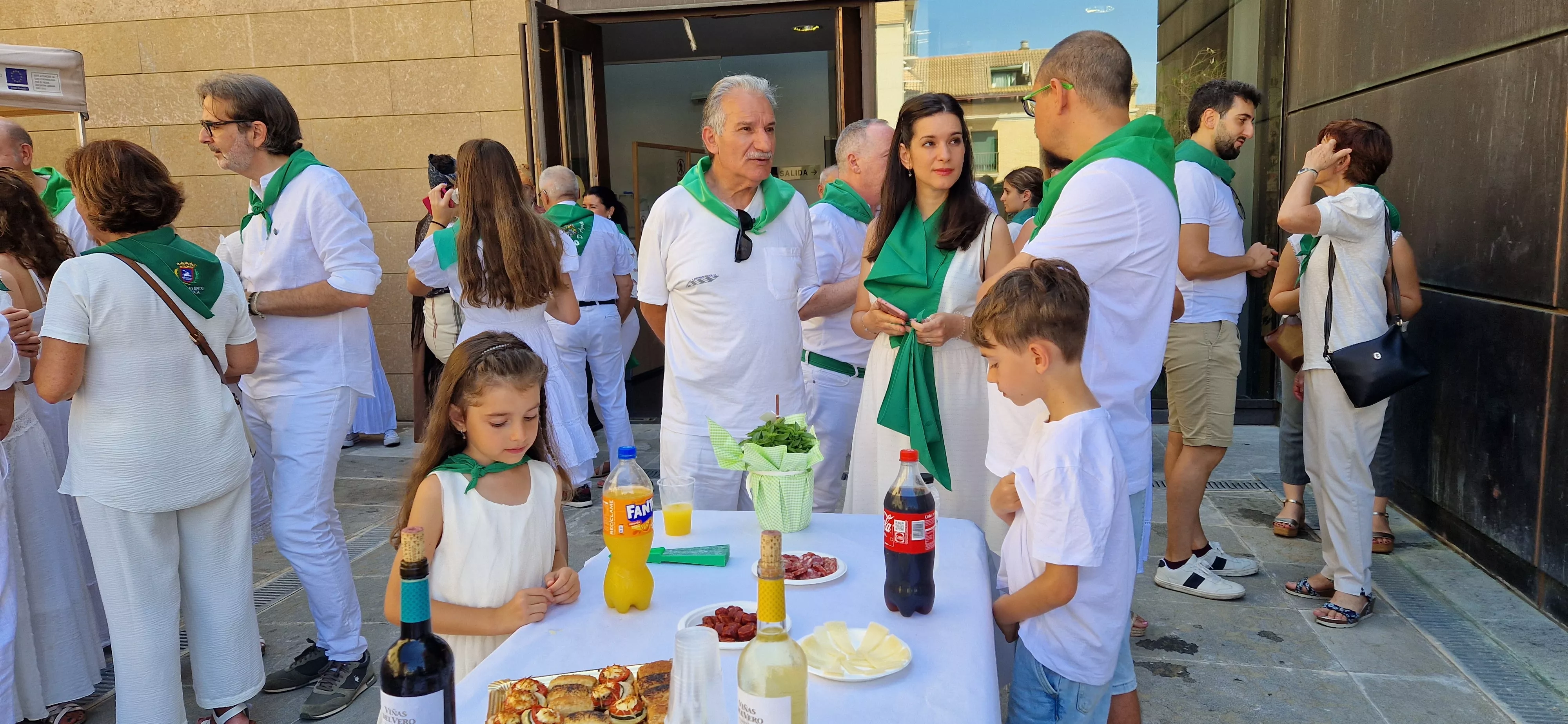 Homenaje a los oscenses que viven en el exterior. Foto Myriam Martínez