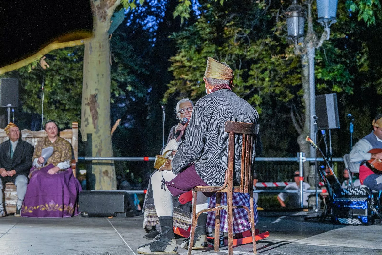 Actuación de la Agrupación Folklórica Santa Cecilia. Foto José Antonio Terrón