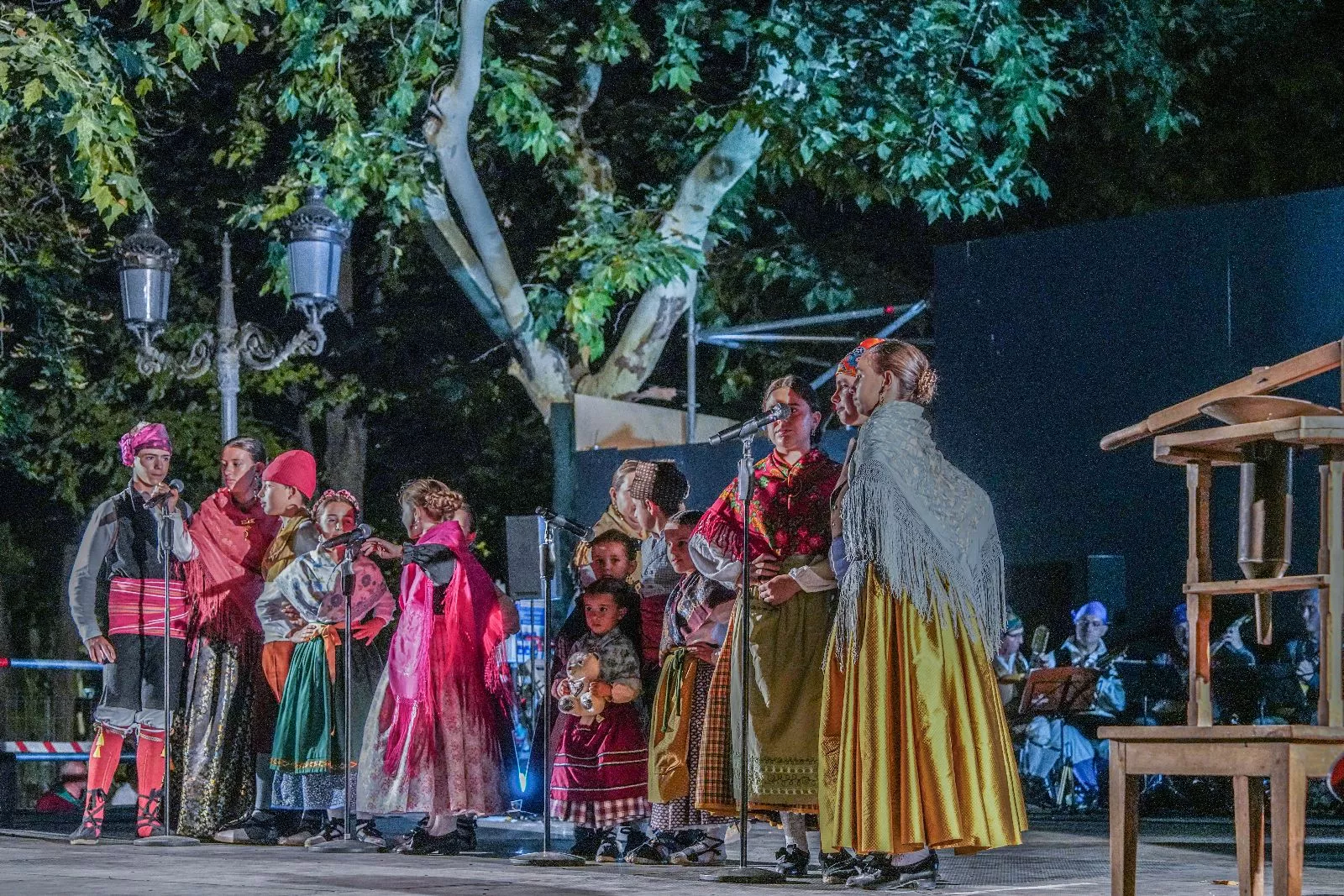 Actuación de la Agrupación Folklórica Santa Cecilia. Foto José Antonio Terrón
