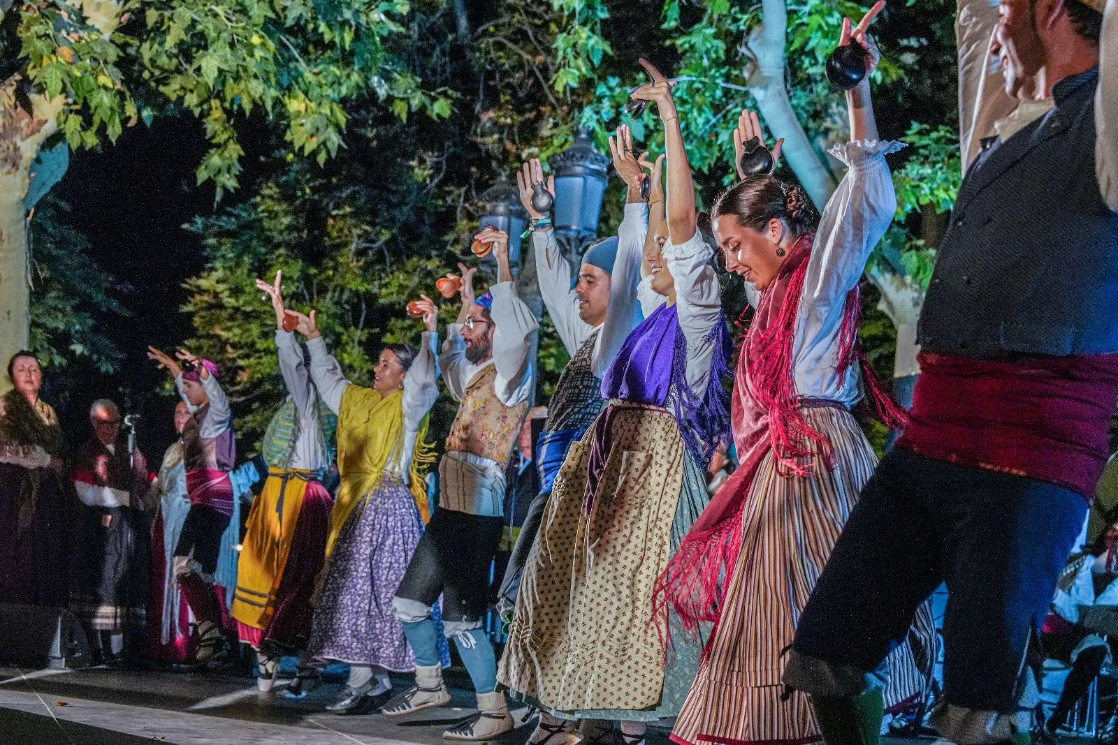 Actuación de la Agrupación Folklórica Santa Cecilia. Foto José Antonio Terrón