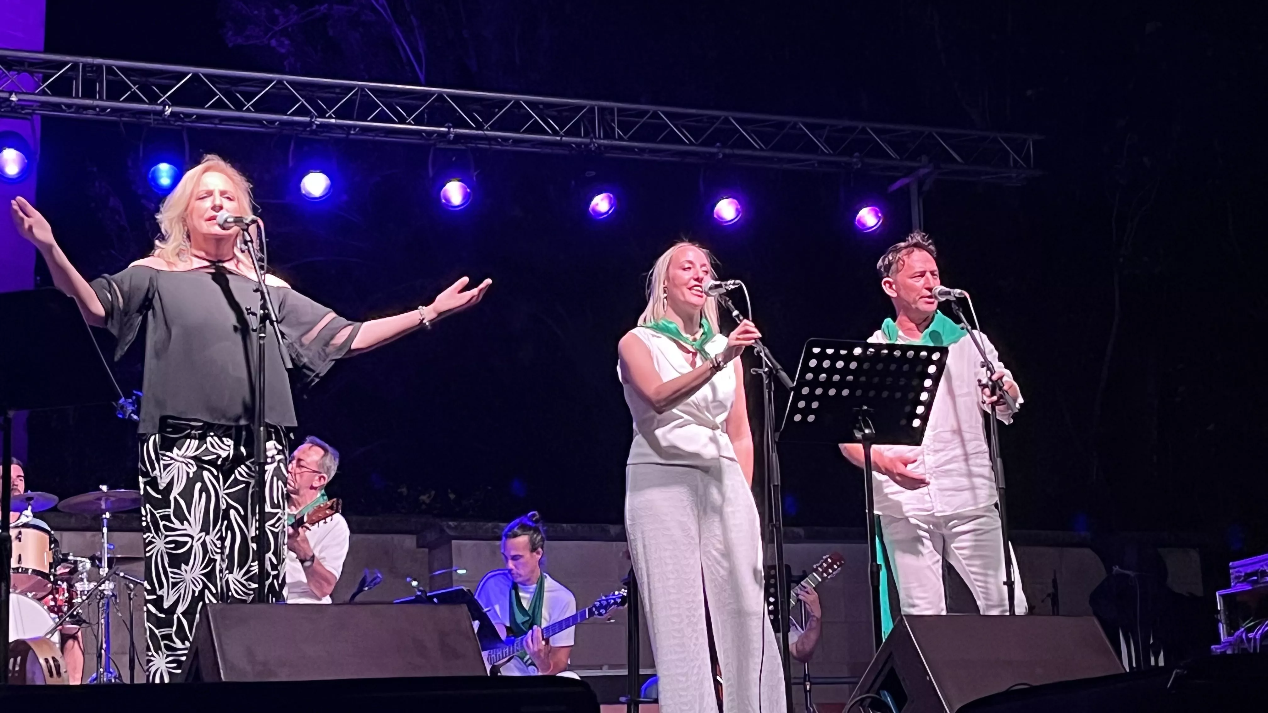 Iberia@Huesca.Folk con Olga y los Ministriles y la Escuela de Música y Folclore. Foto: Mercedes Manterola