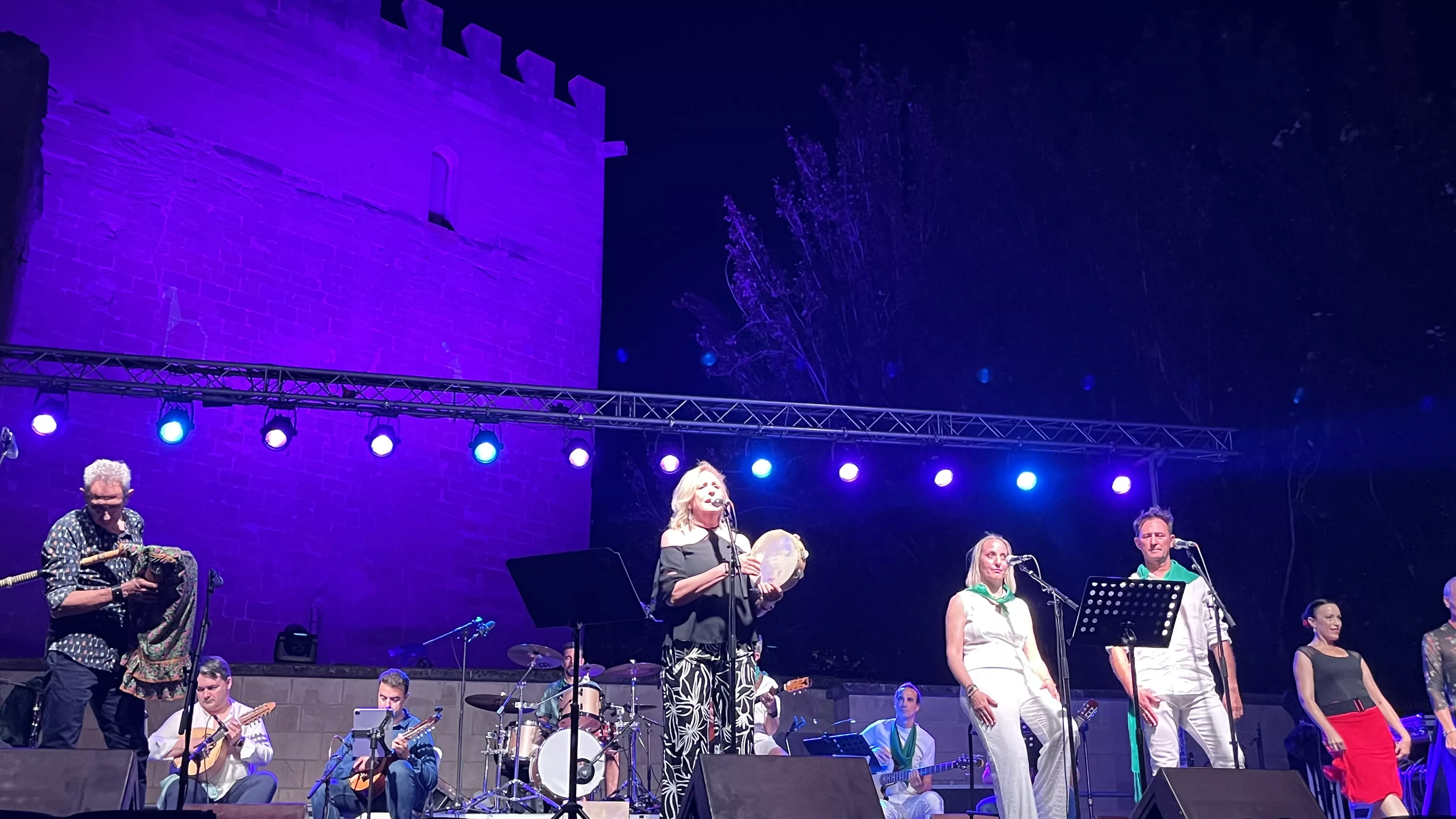 Iberia@Huesca.Folk con Olga y los Ministriles y la Escuela de Música y Folclore. Foto: Mercedes Manterola