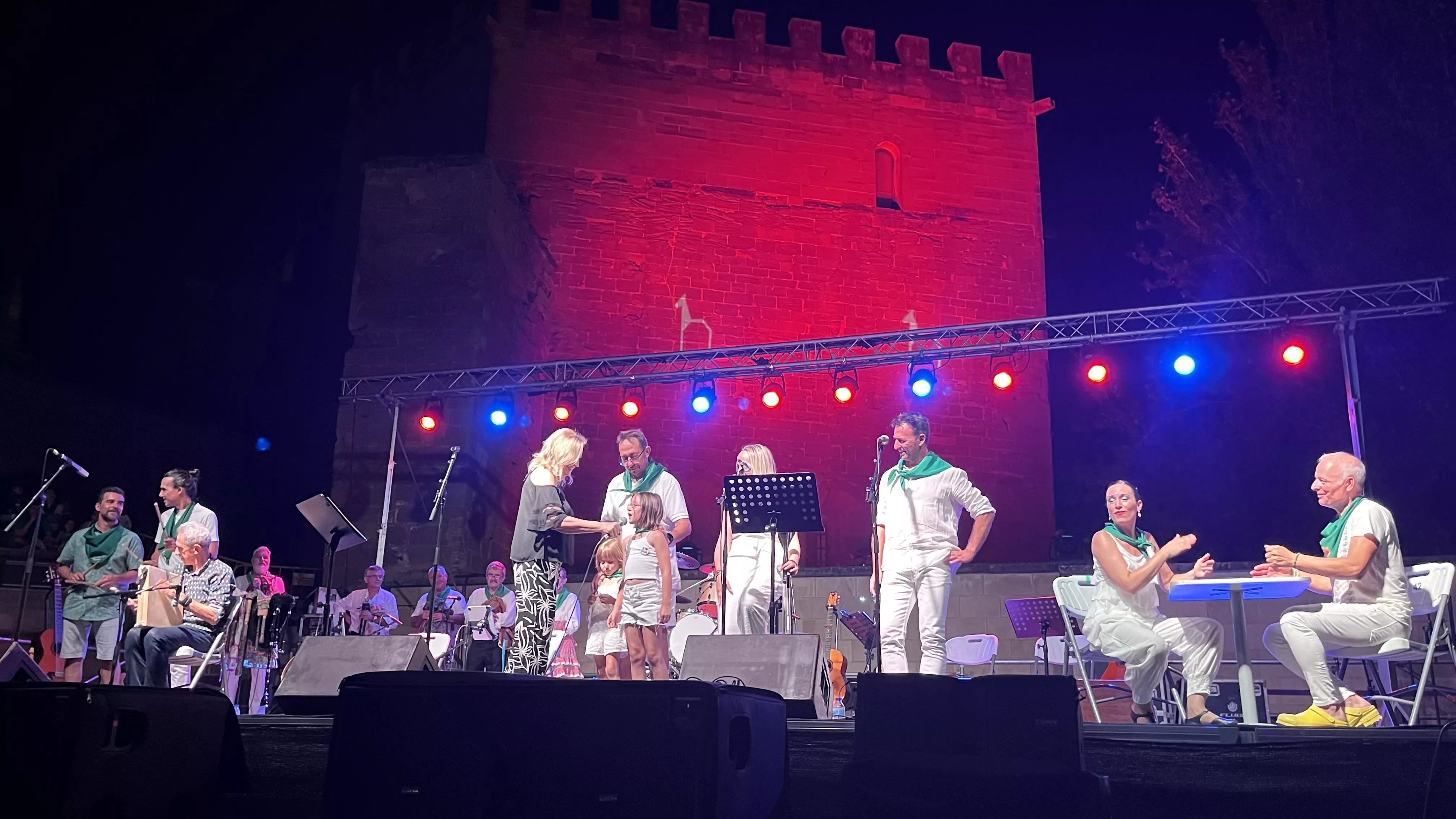 Iberia@Huesca.Folk con Olga y los Ministriles y la Escuela de Música y Folclore. Foto: Mercedes Manterola