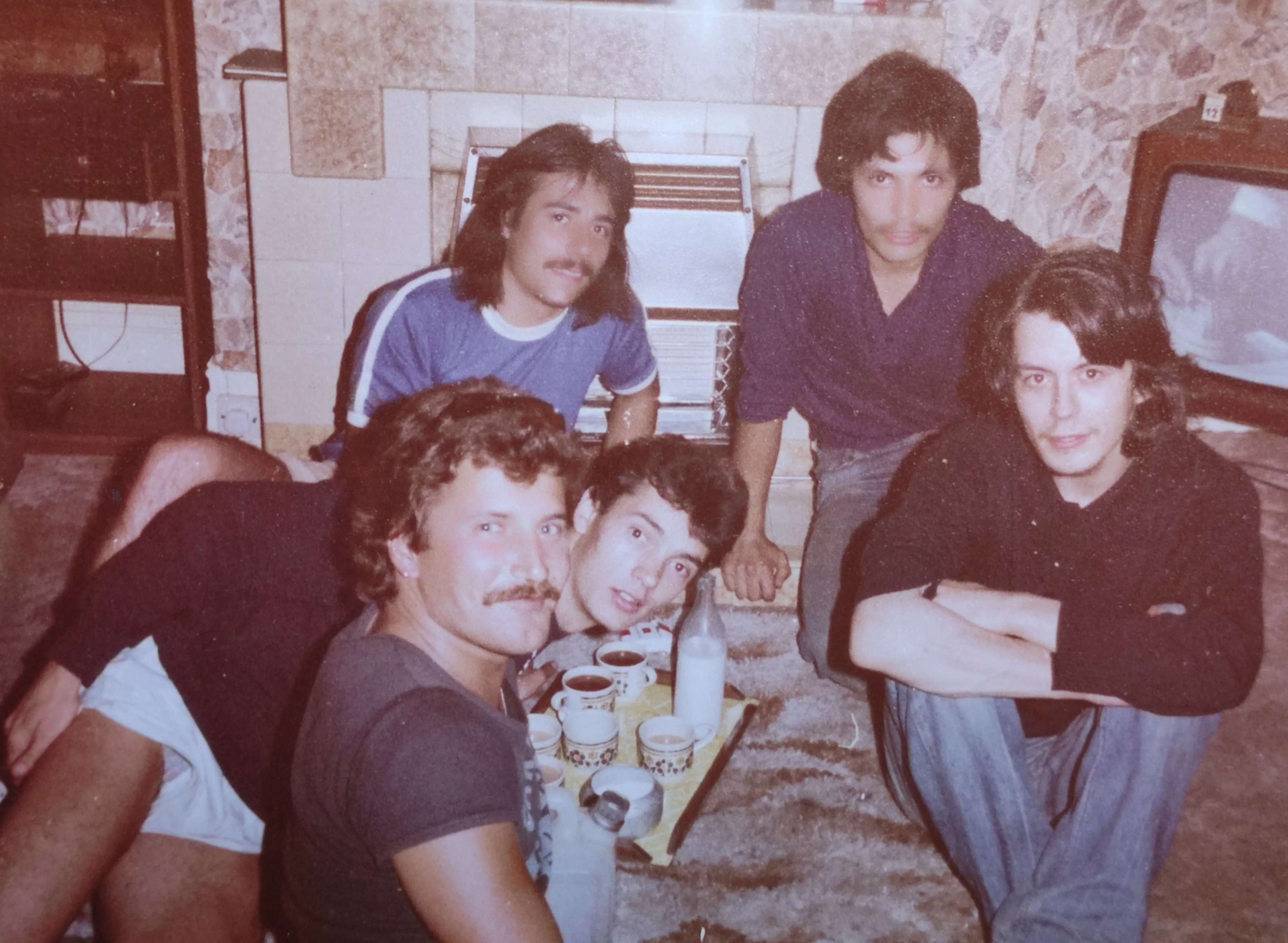 Marco Pascual con sus amigos en Birmingham