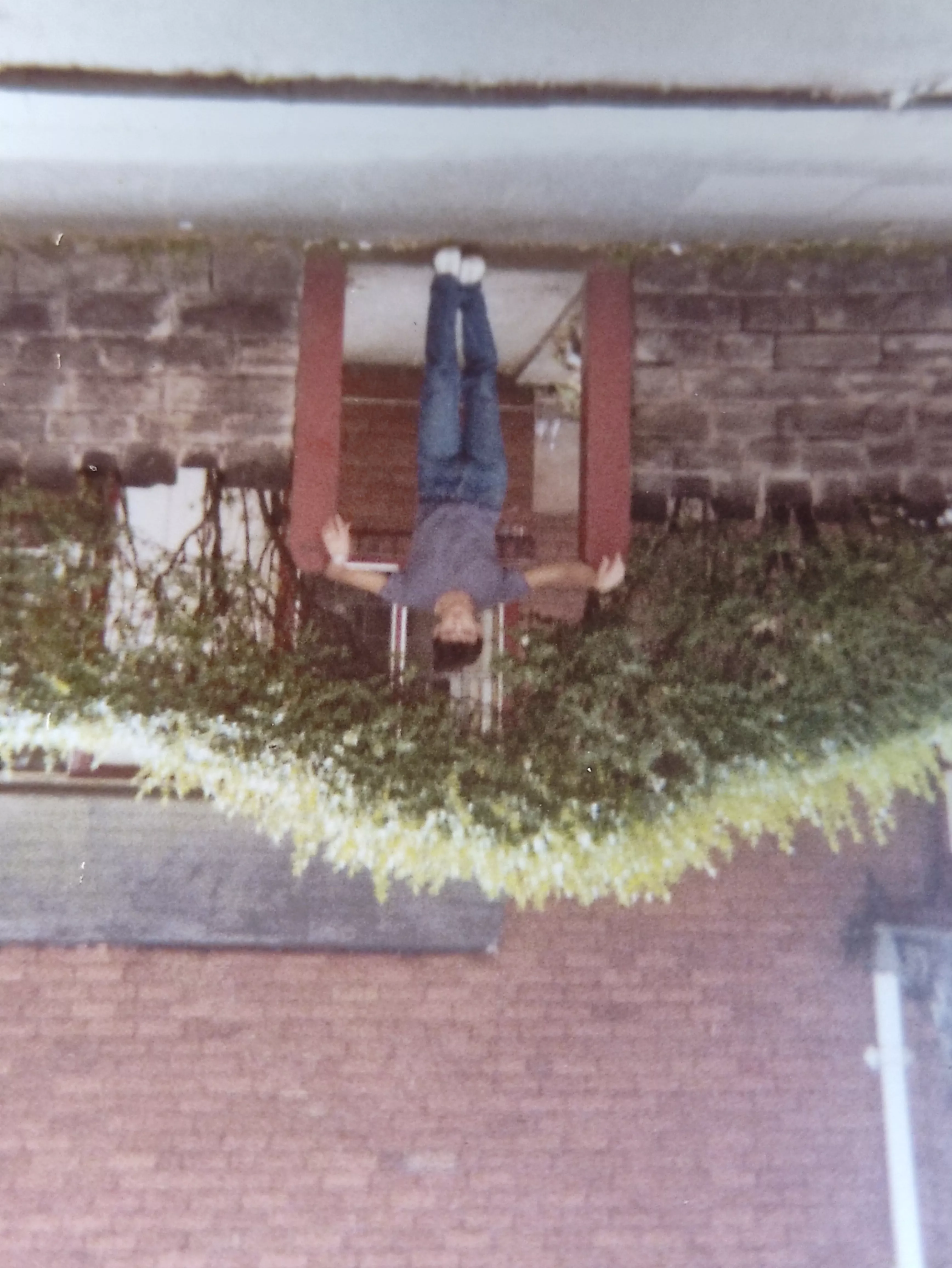Marco Pascual con sus amigos en Birmingham