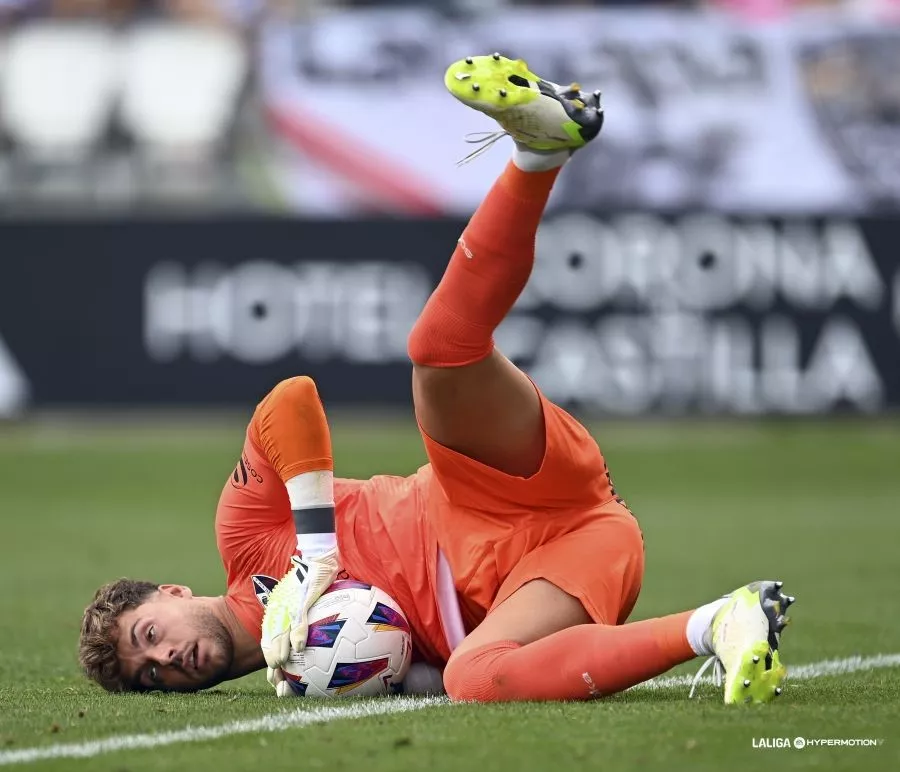 Álvaro, el mejor de los jugadores del Huesca