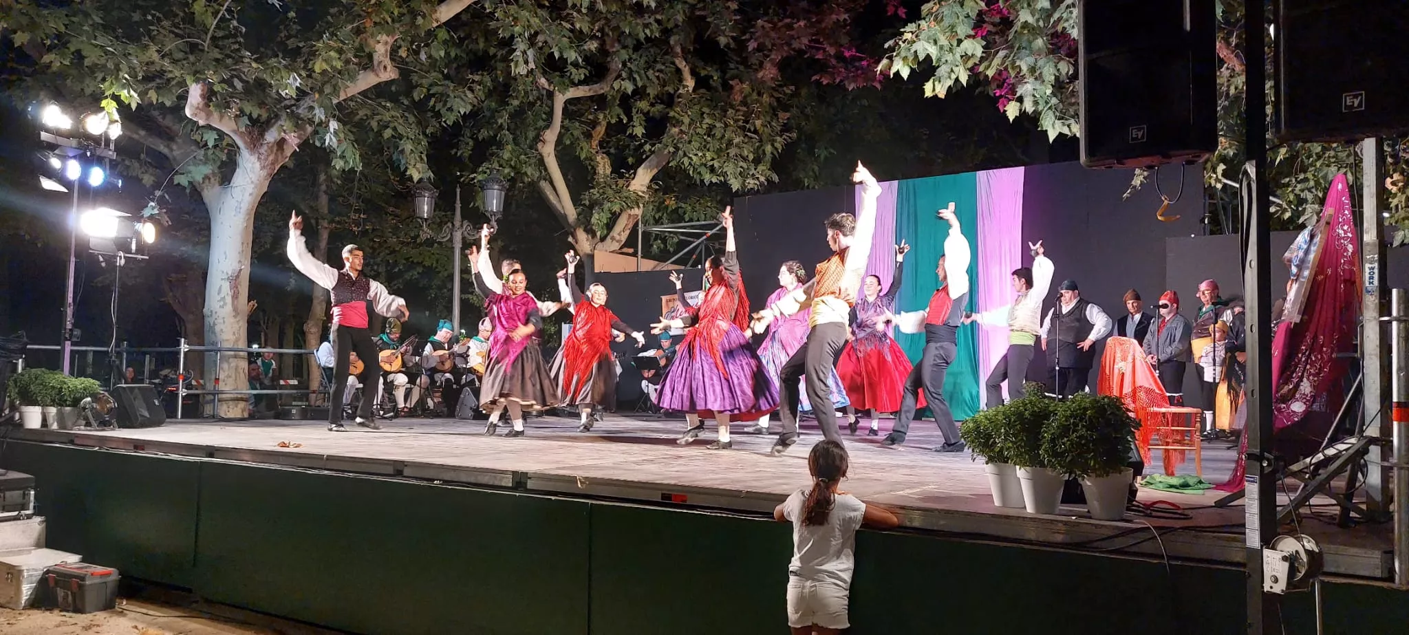 Elenco Aragonés en el Parque Miguel Servet