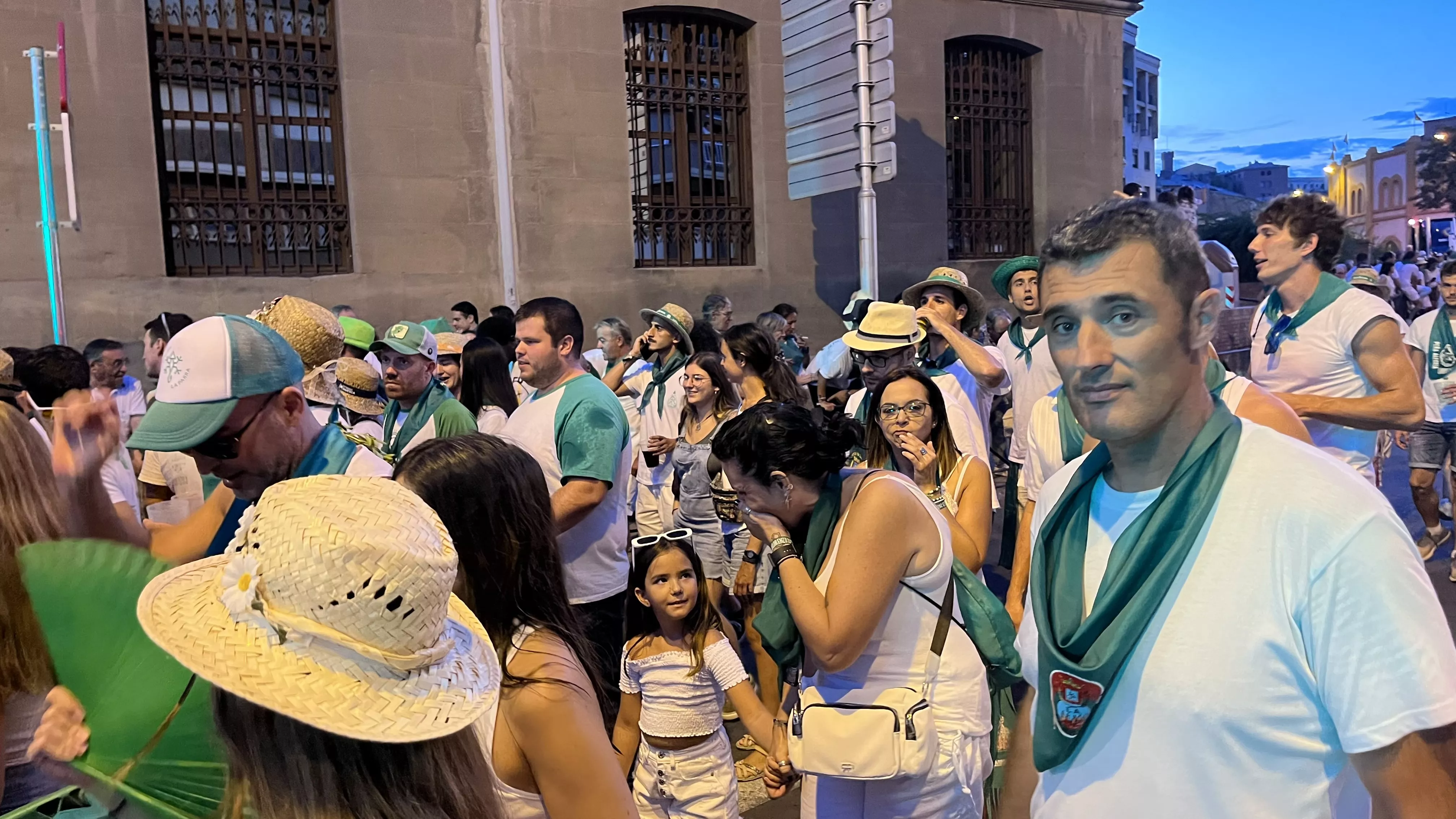 Salida de la plaza de toros en las fiestas de San Lorenzo. Foto: Mercedes Manterola