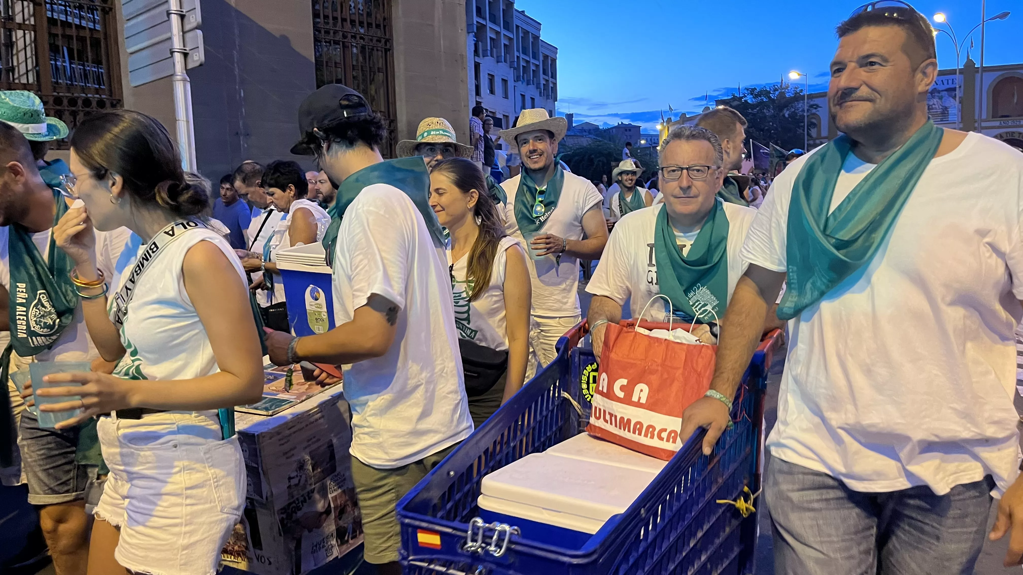 Salida de la plaza de toros en las fiestas de San Lorenzo. Foto: Mercedes Manterola