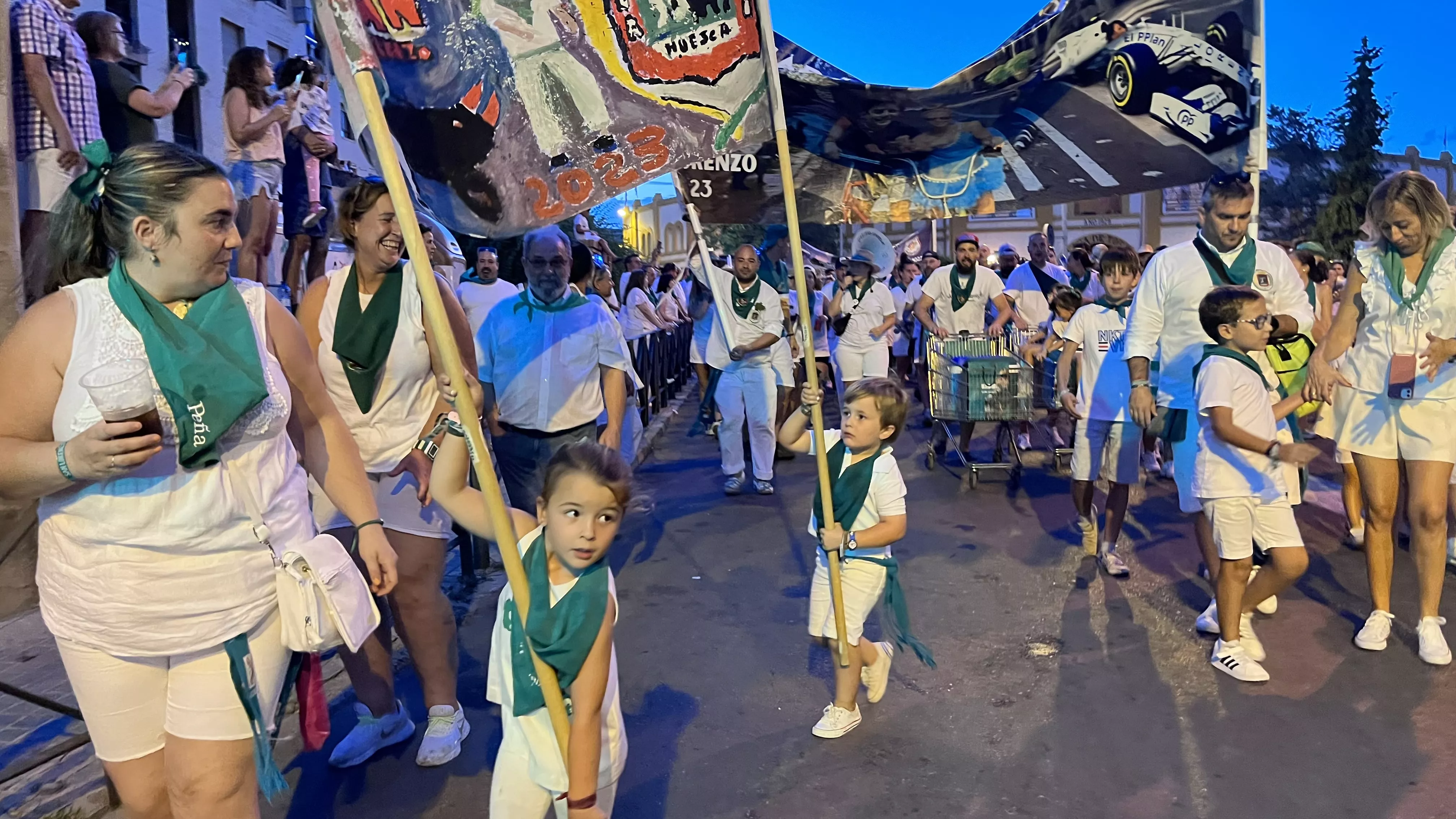 Salida de la plaza de toros en las fiestas de San Lorenzo. Foto: Mercedes Manterola