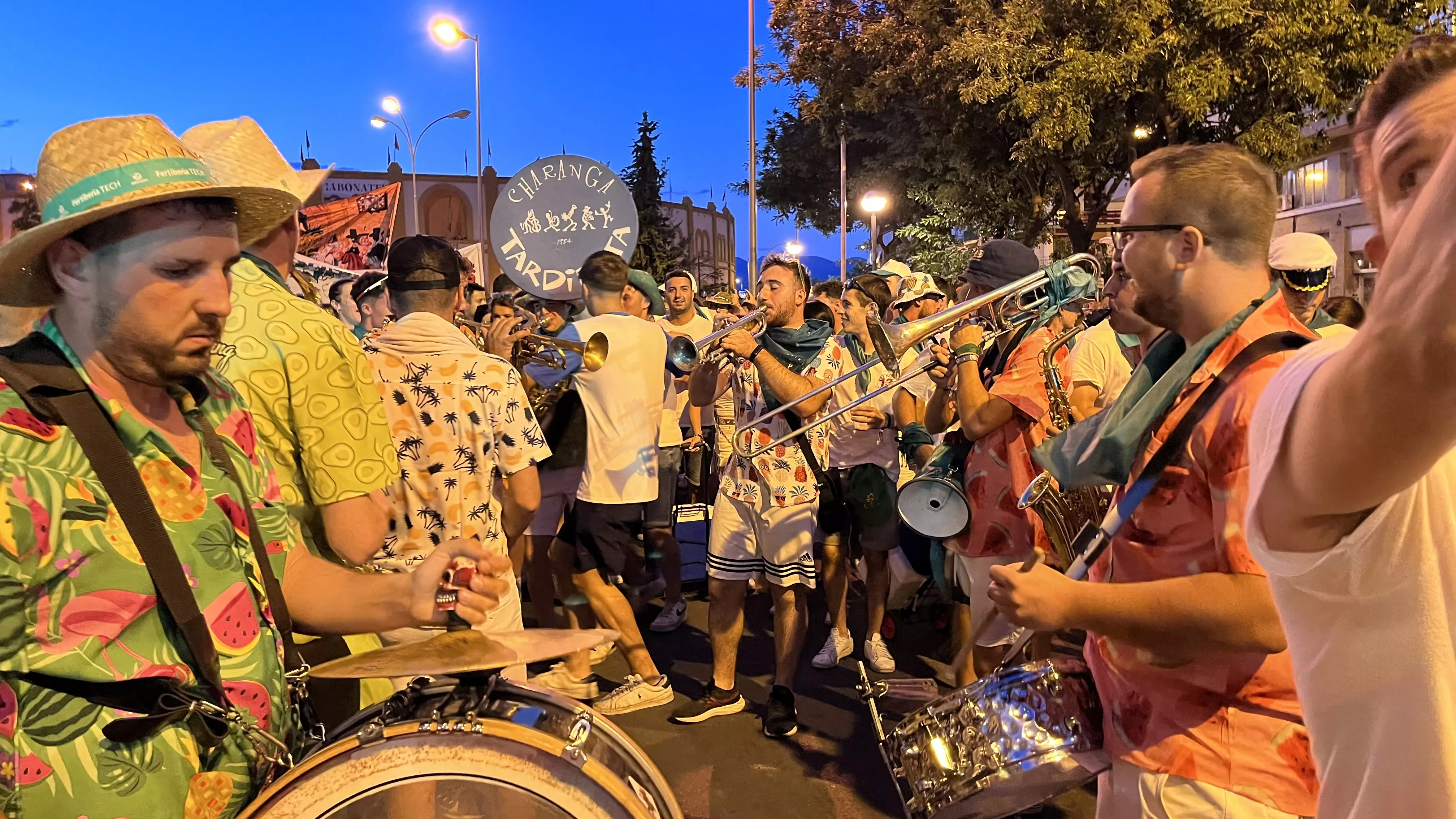 Salida de la plaza de toros en las fiestas de San Lorenzo. Foto: Mercedes Manterola