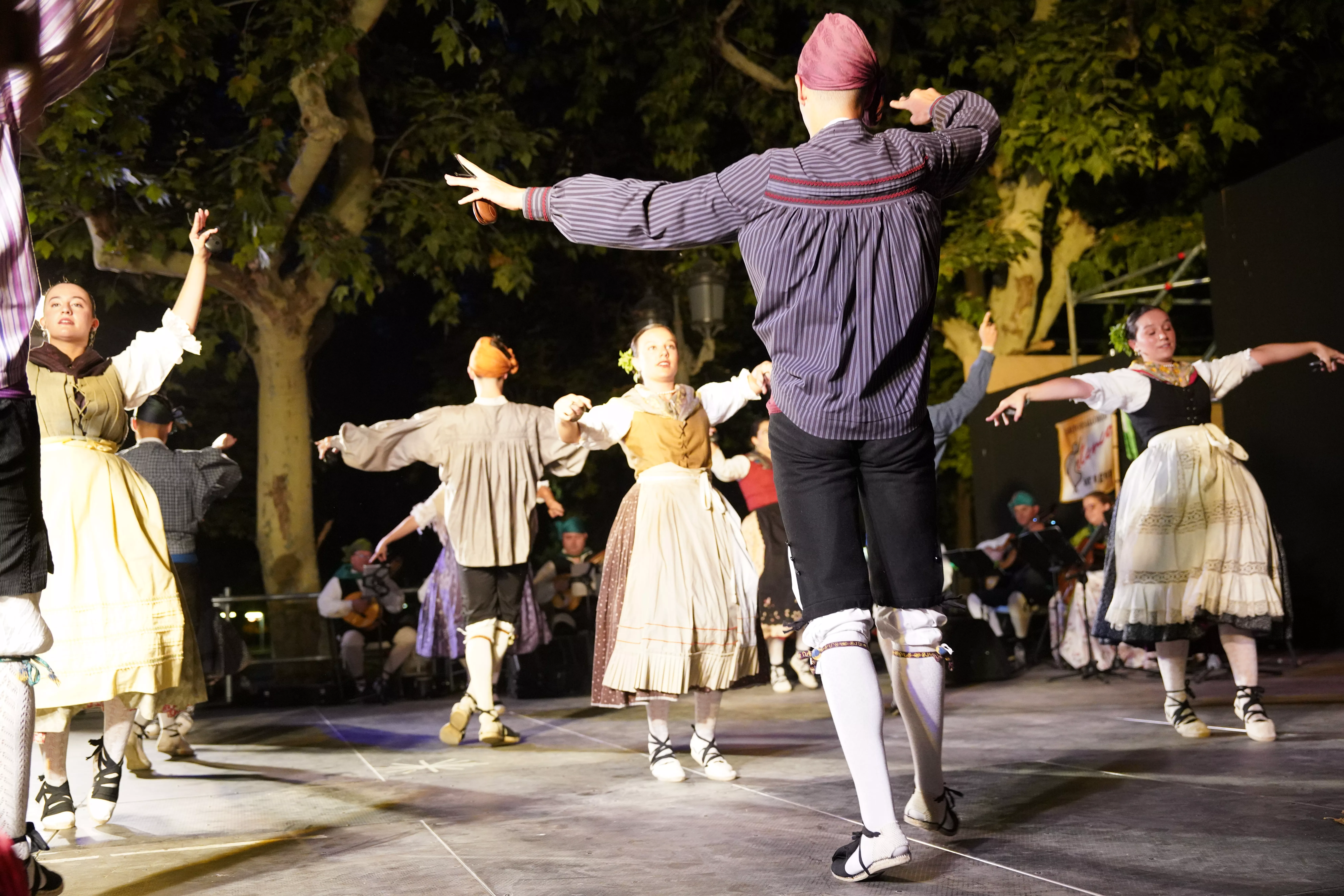 Elenco Aragonés en el Parque Miguel Servet. Foto José Antonio Terrón