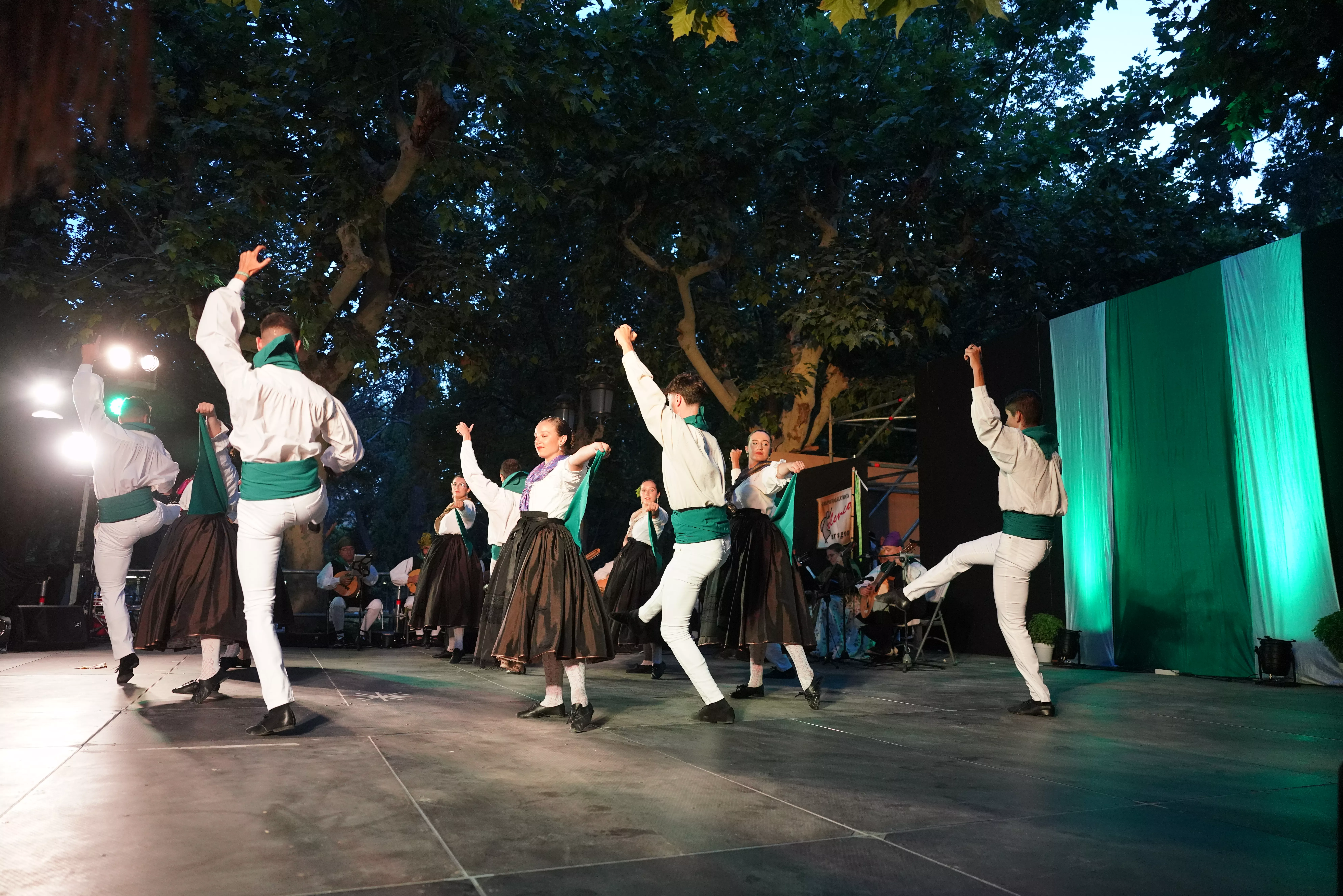 Elenco Aragonés en el Parque Miguel Servet. Foto José Antonio Terrón