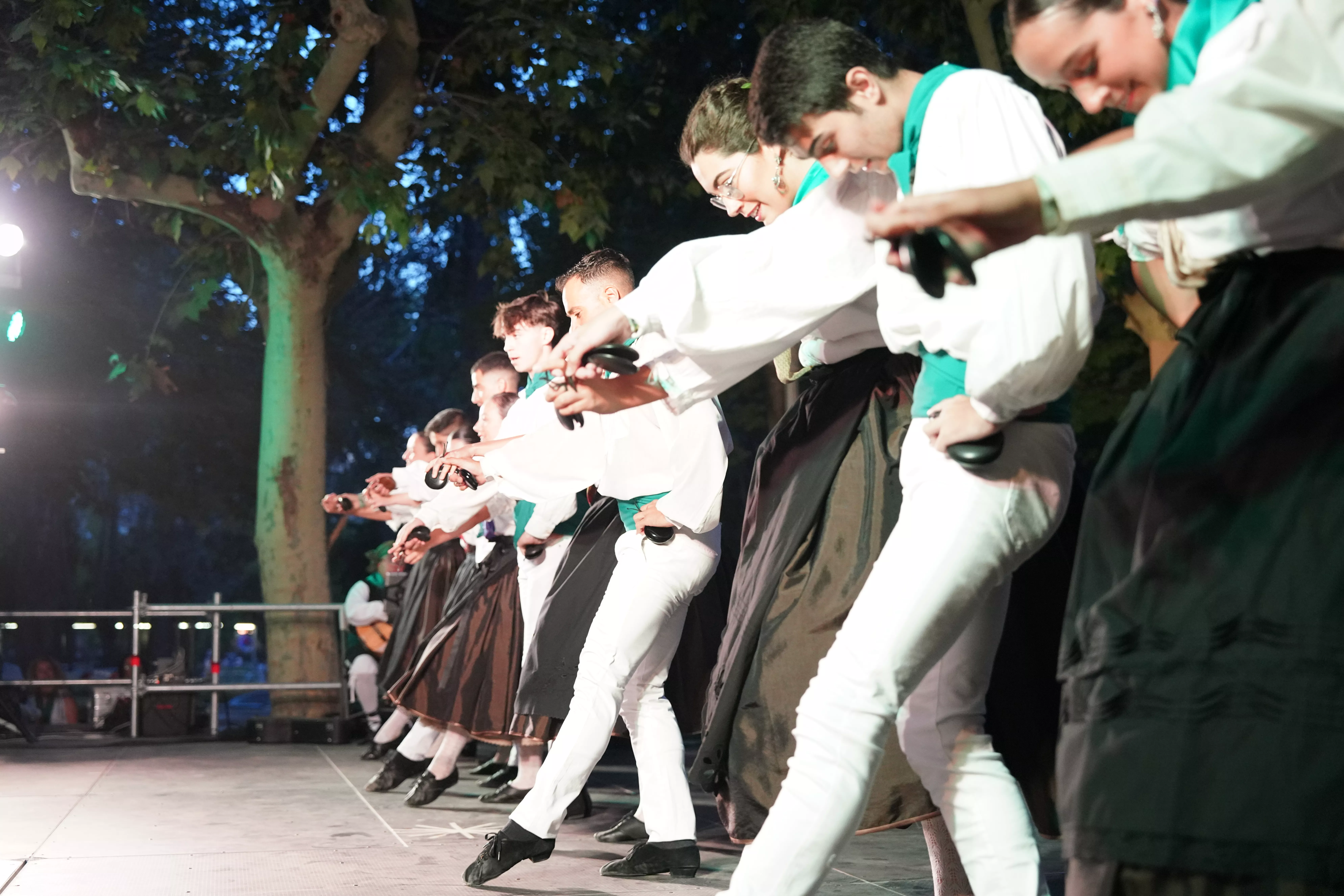 Elenco Aragonés en el Parque Miguel Servet. Foto José Antonio Terrón