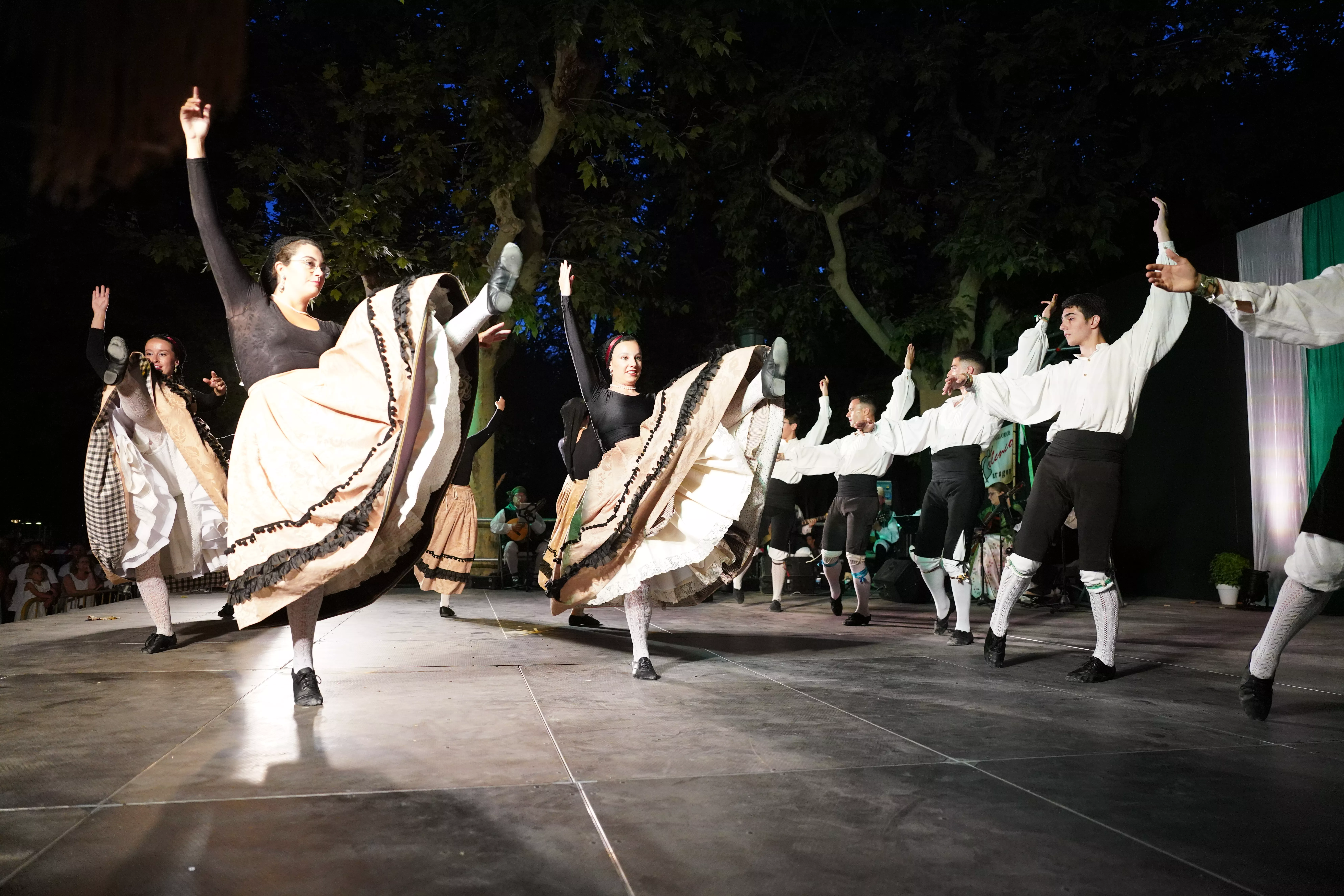 Elenco Aragonés en el Parque Miguel Servet. Foto José Antonio Terrón