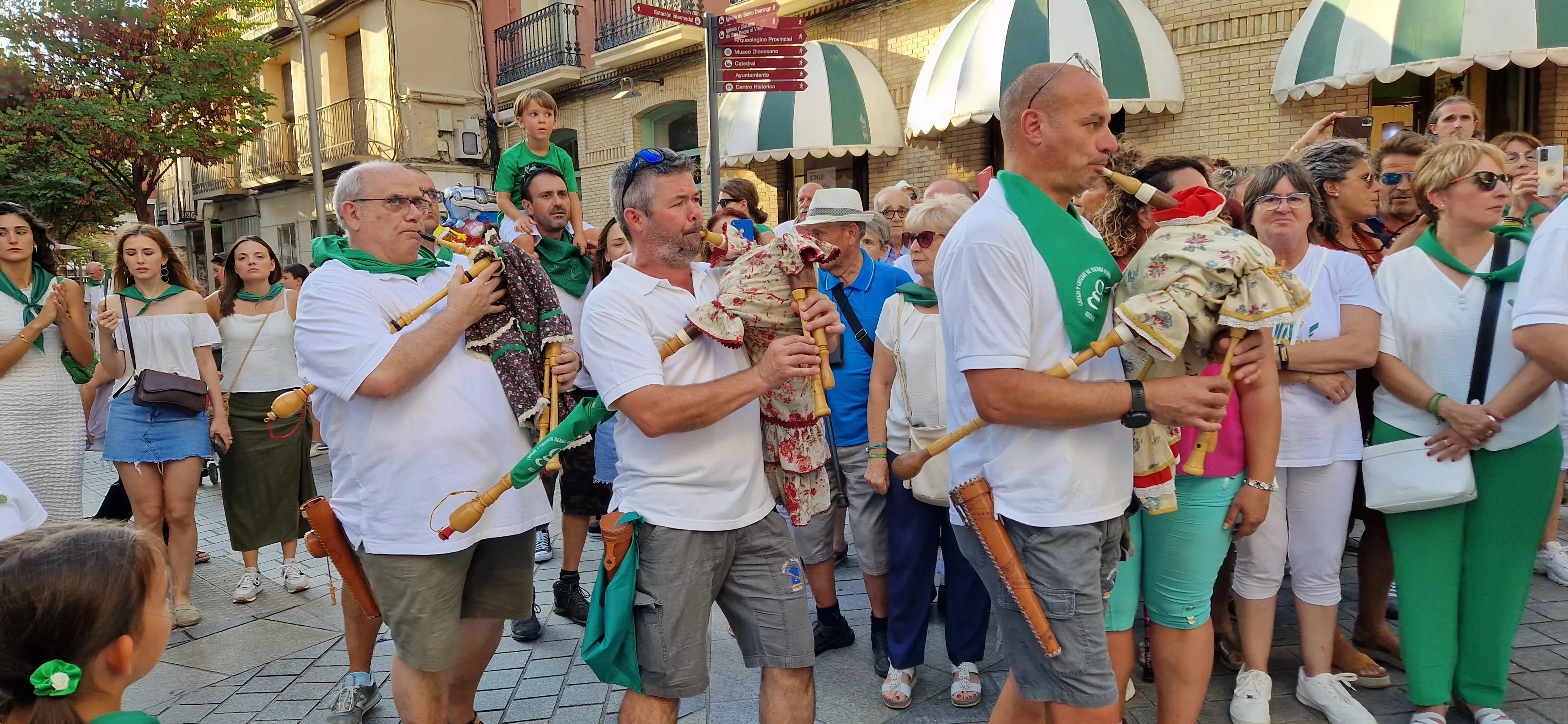X Trobada de Gaiteros de Aragón y XXV aniversario de Gaiters de Tierra Plana. Foto Myriam Martínez